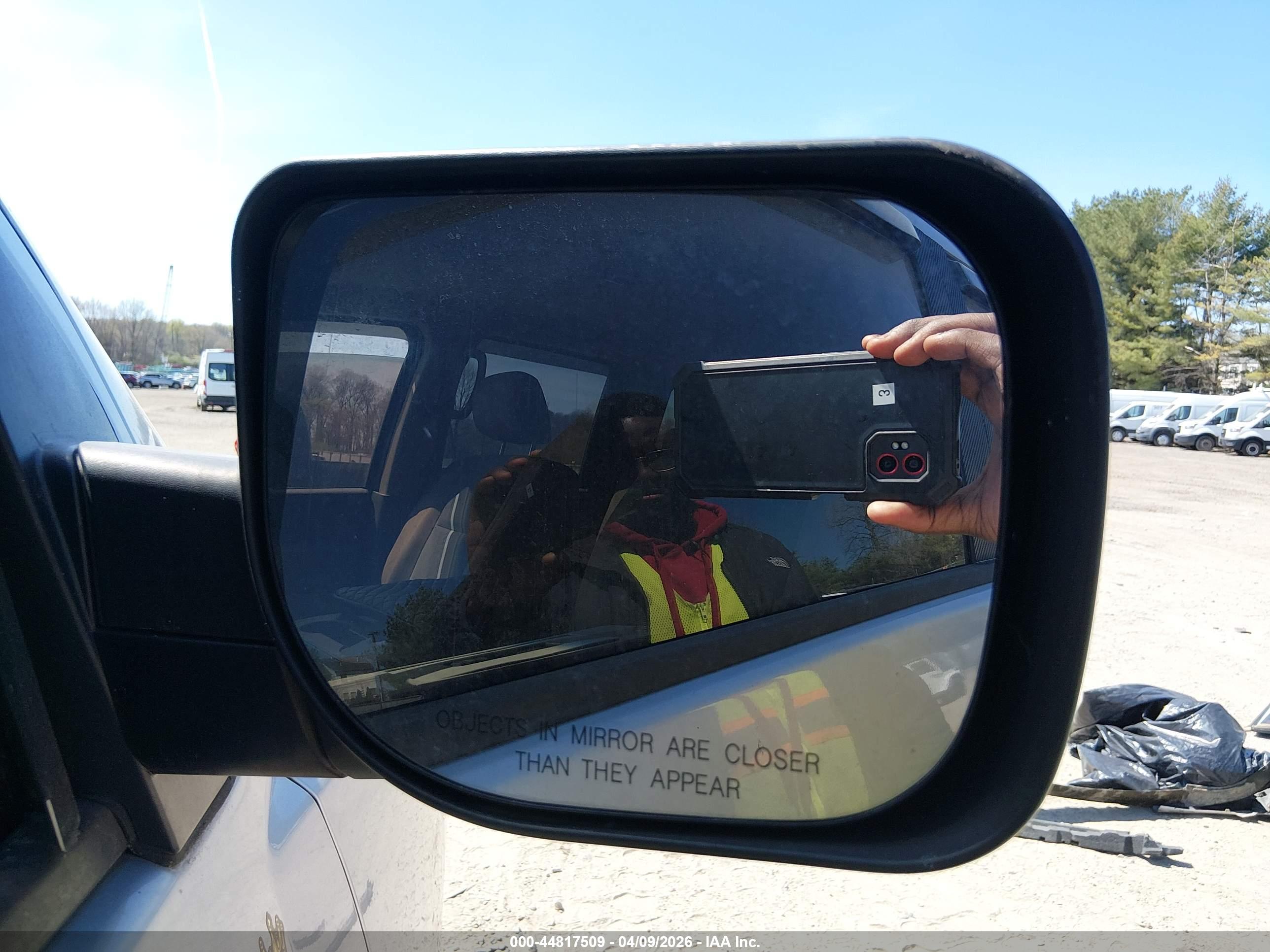 NISSAN TITAN image 5