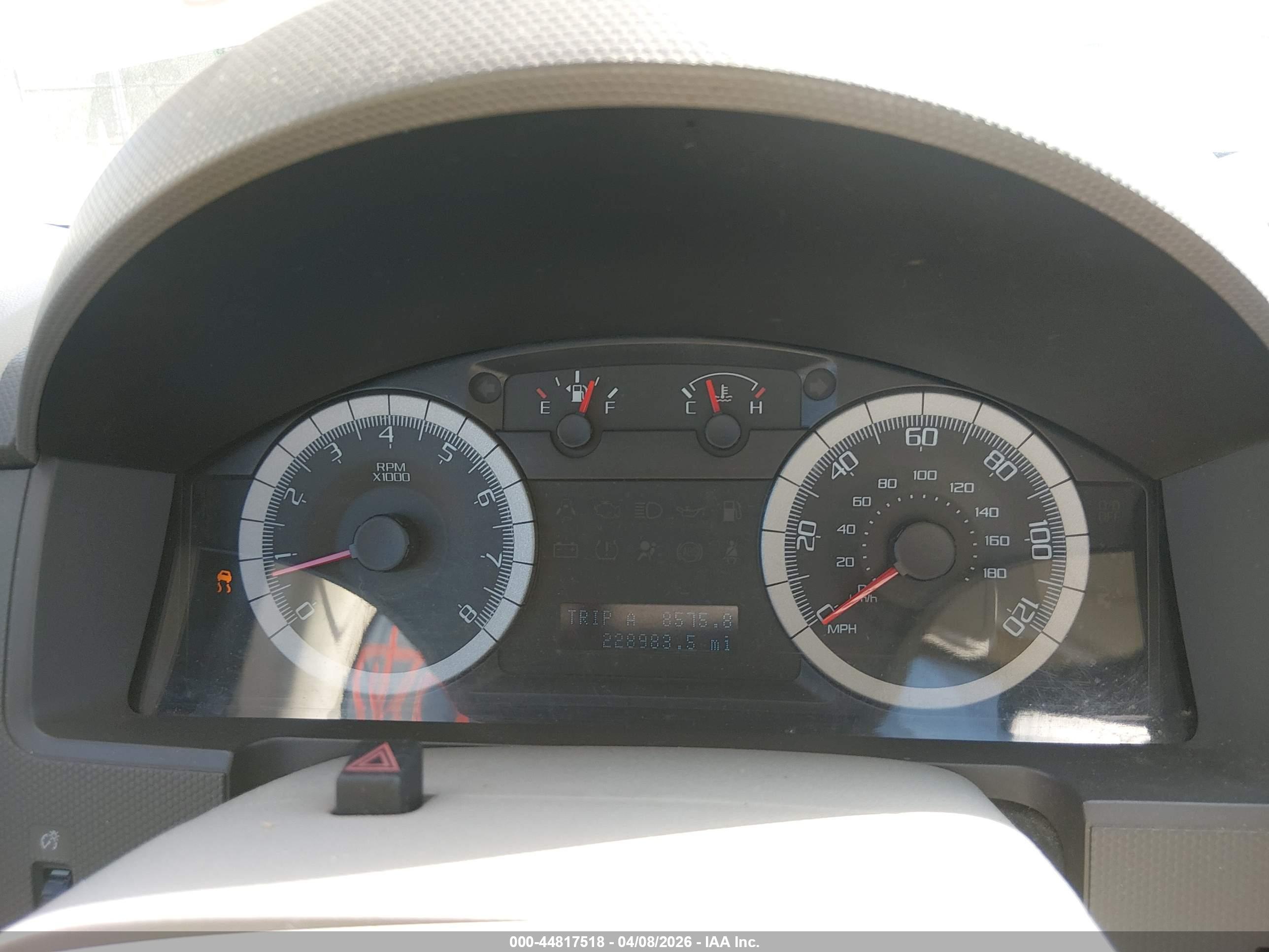 FORD ESCAPE image 7
