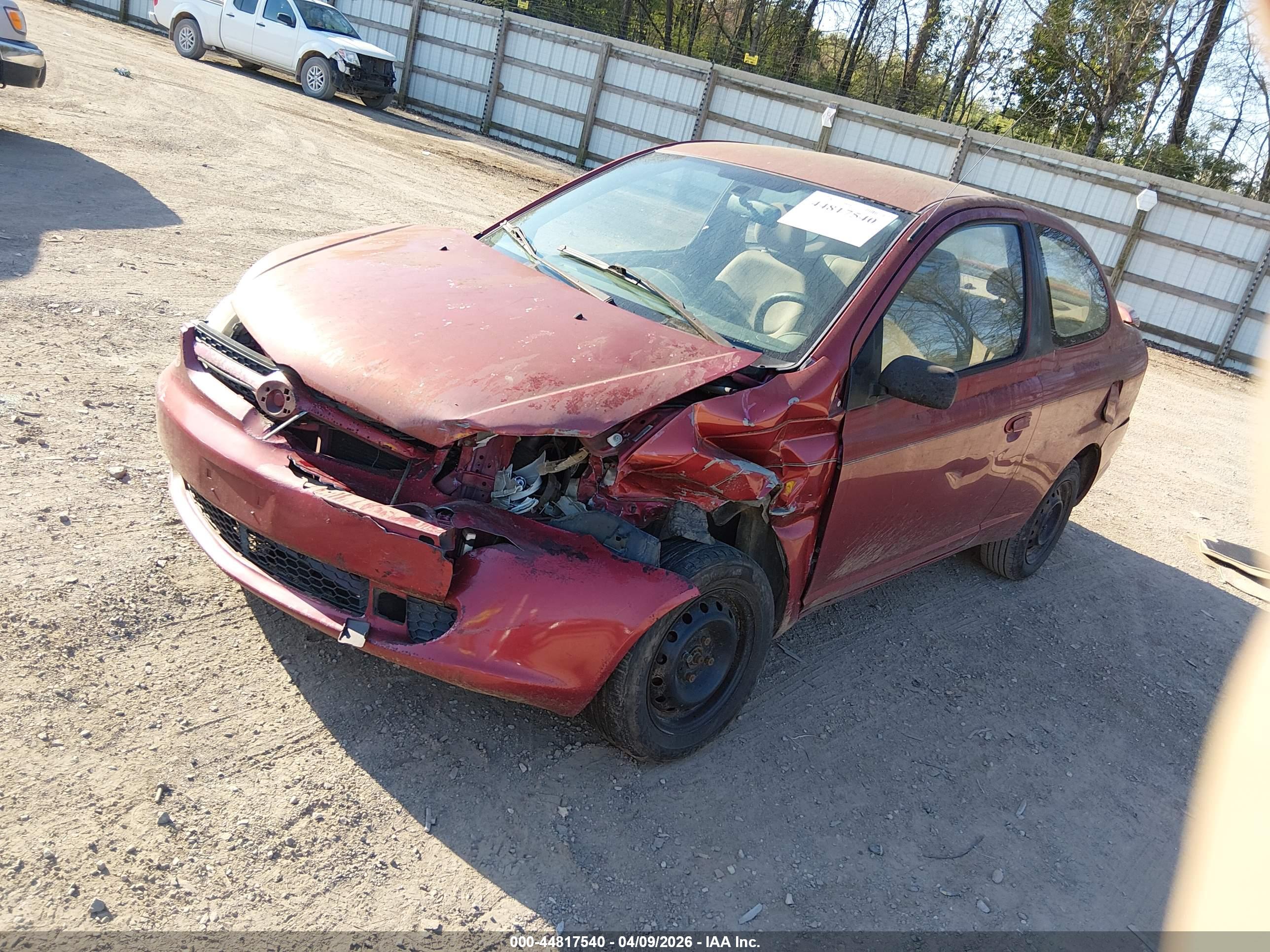 TOYOTA ECHO image 2