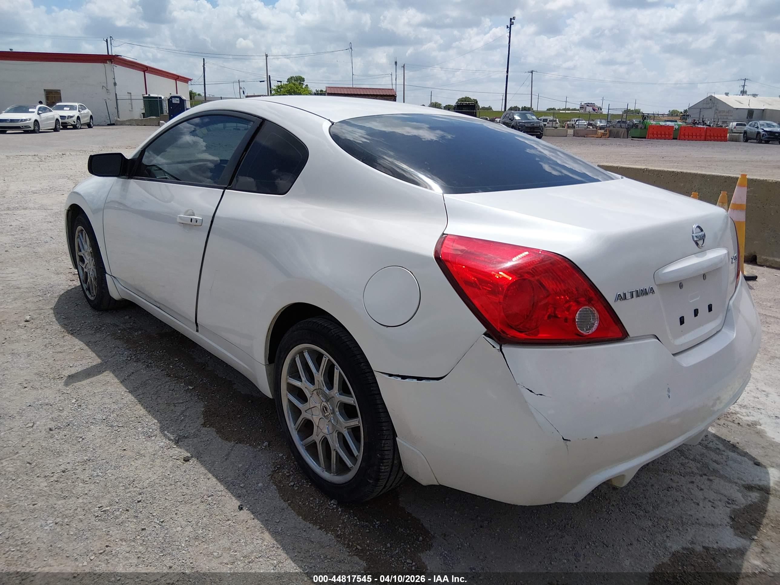 NISSAN ALTIMA image 6