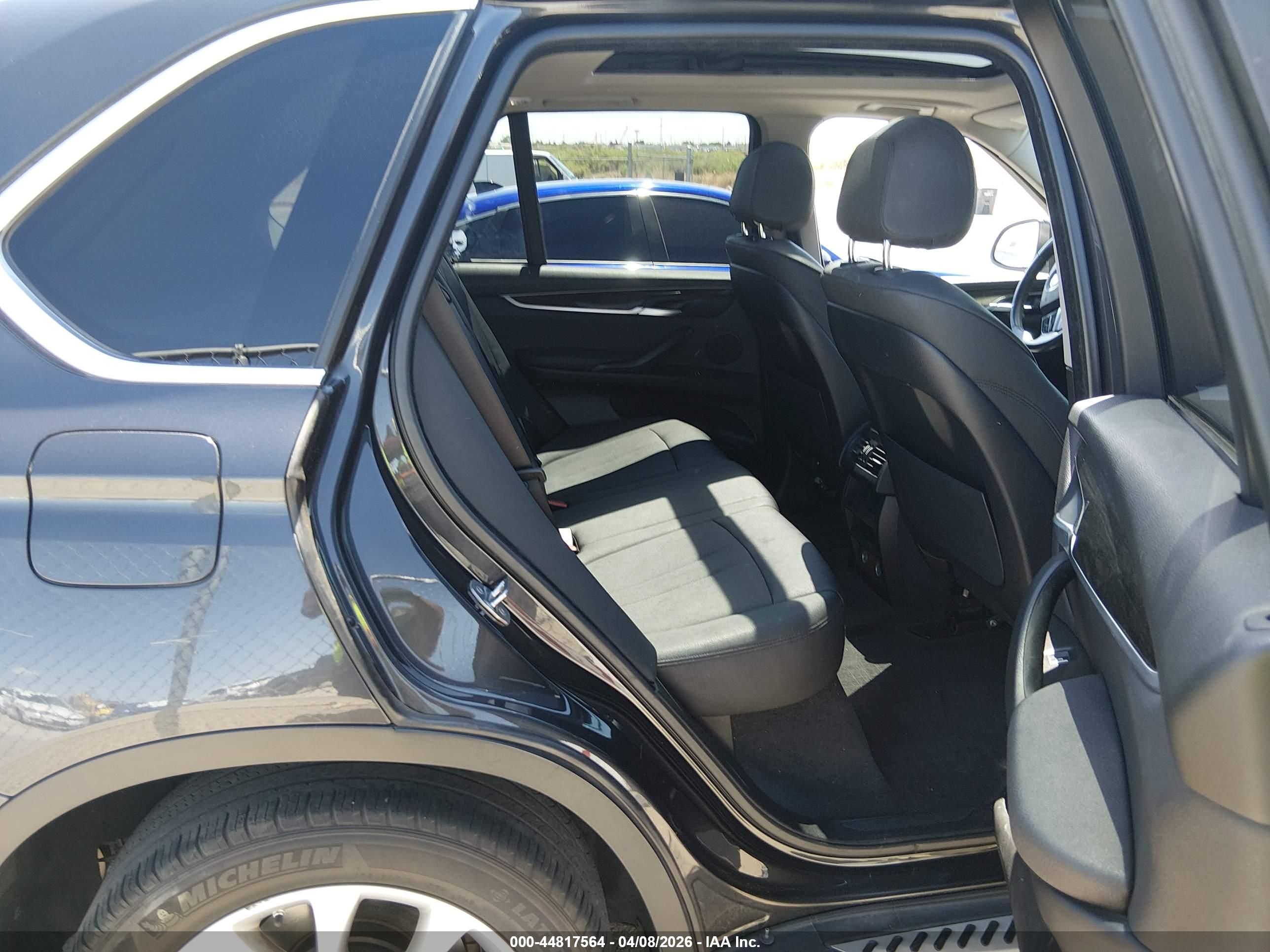 BMW X5 image 8