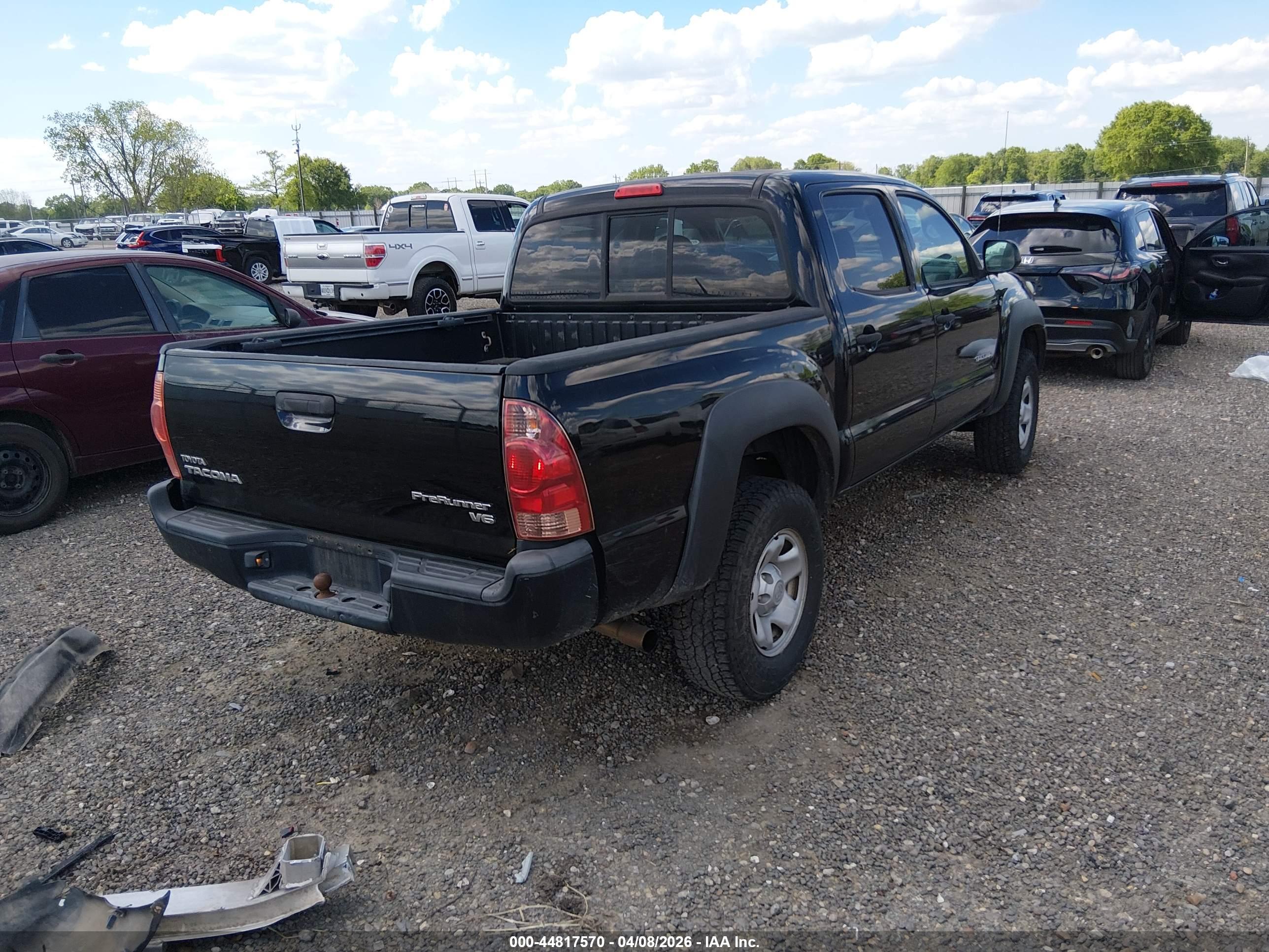 TOYOTA TACOMA image 4