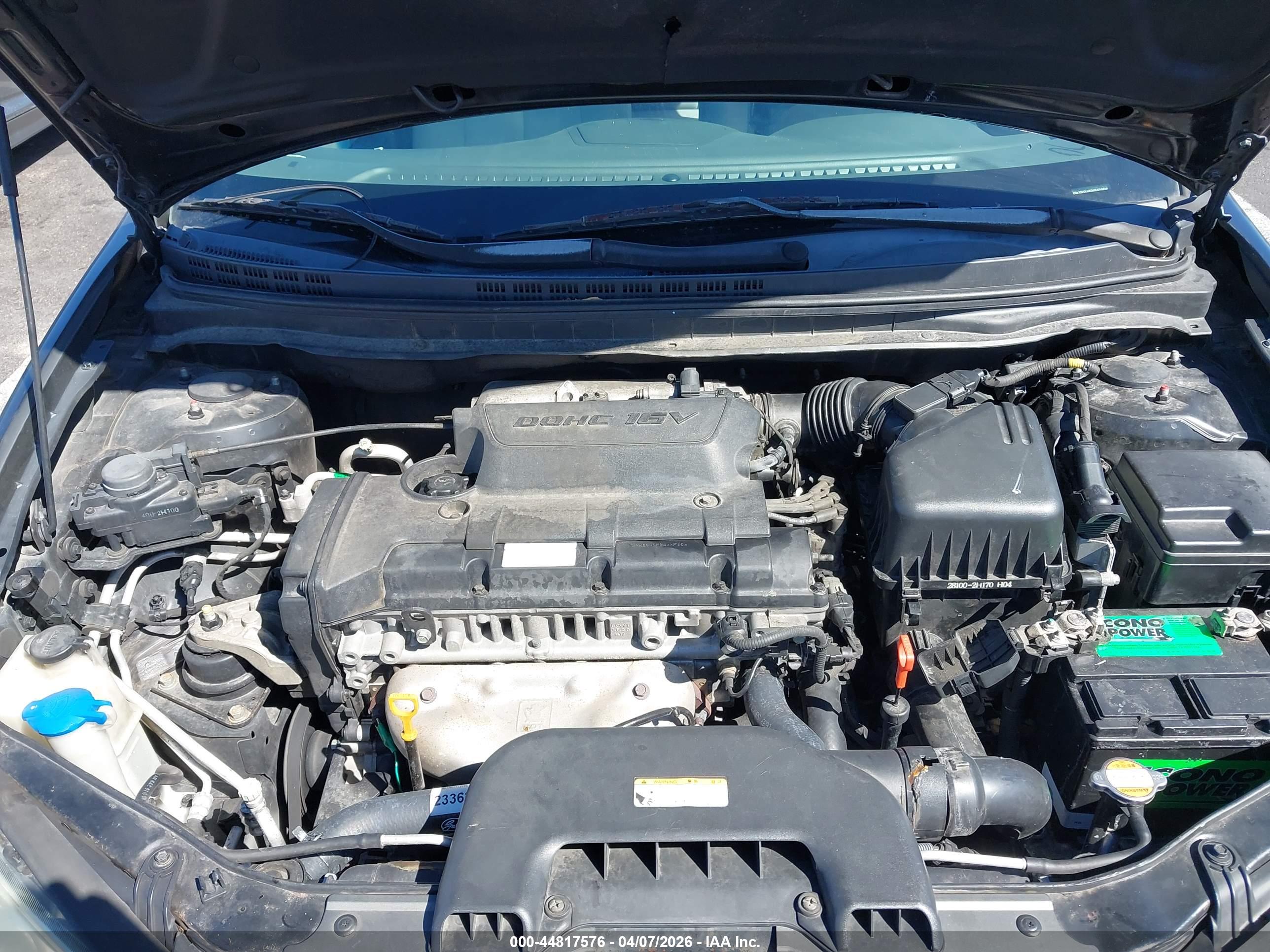 HYUNDAI ELANTRA image 10