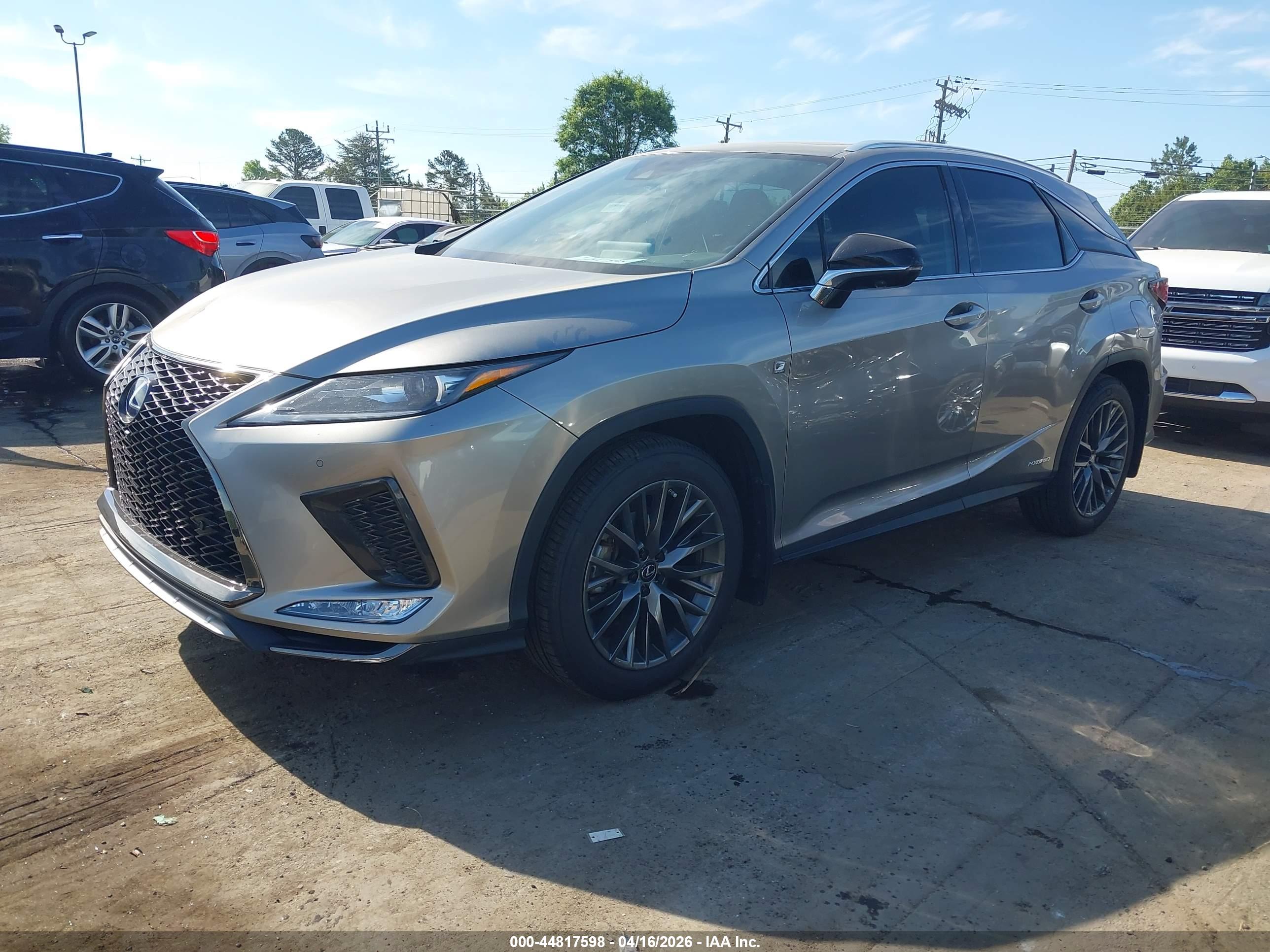 LEXUS RX image 2