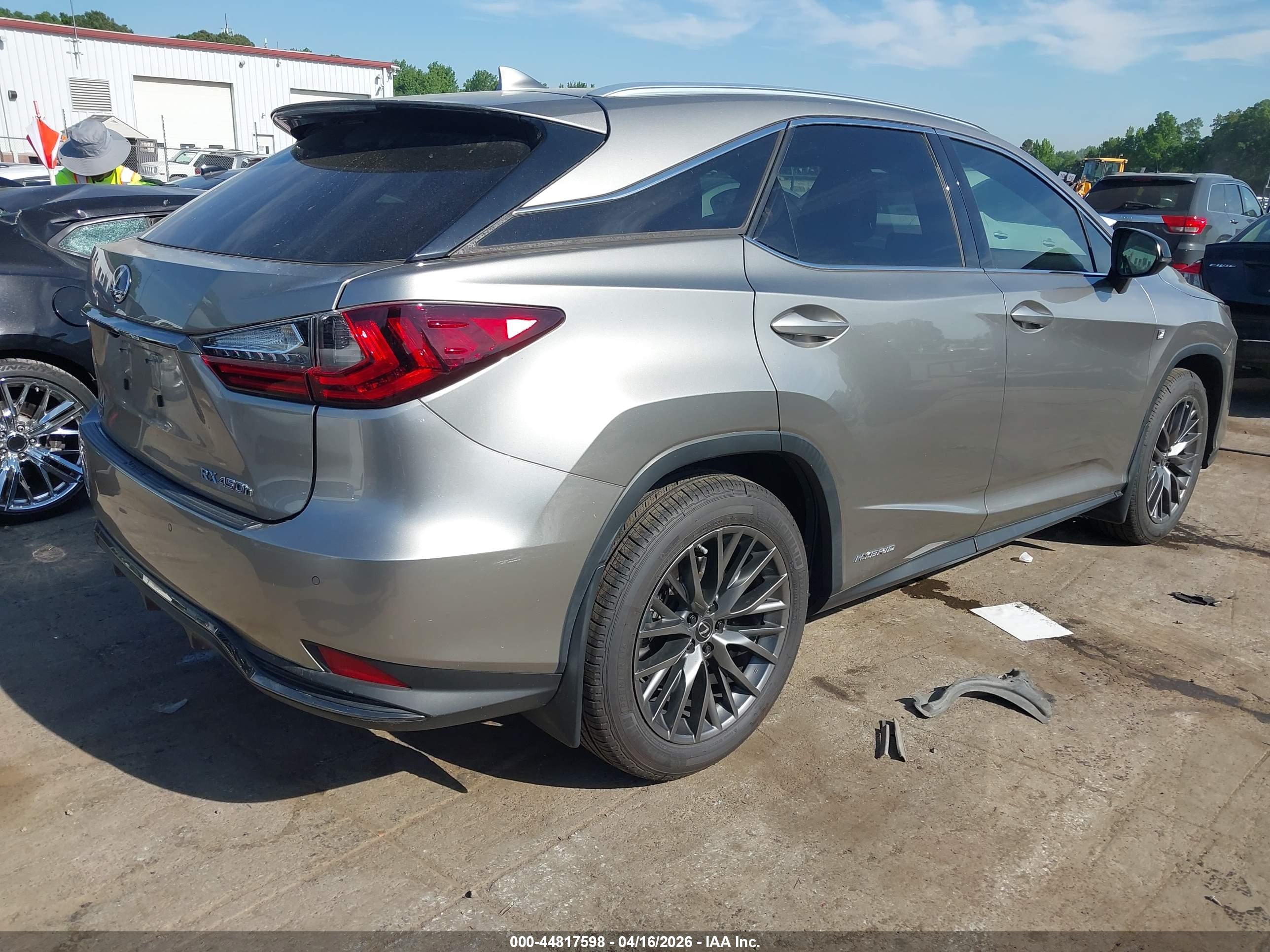 LEXUS RX image 4