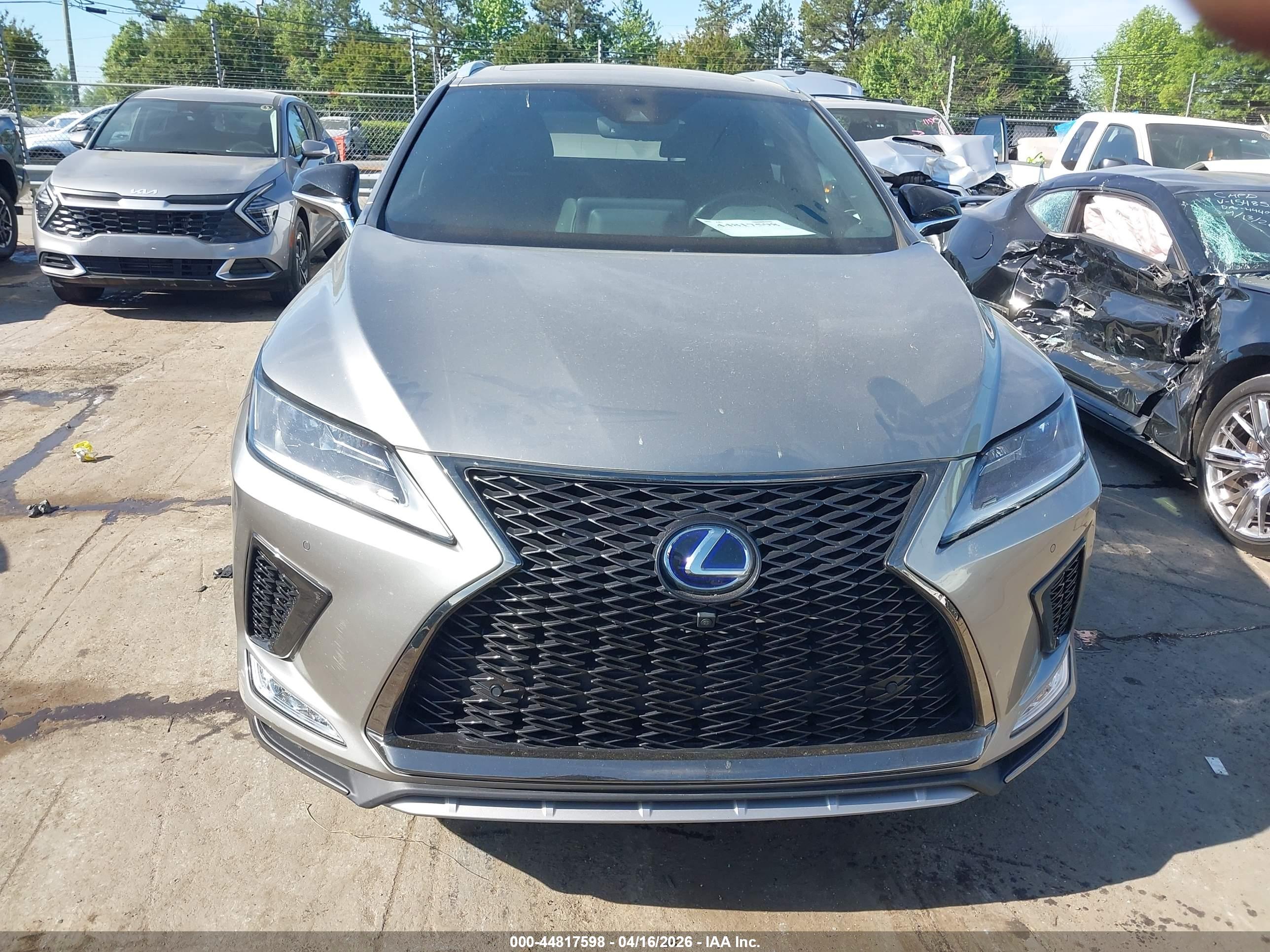 LEXUS RX image 6