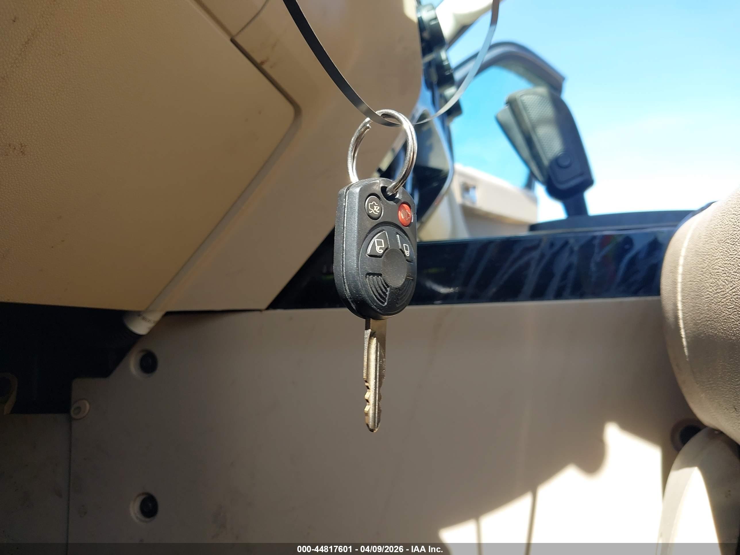 FORD ESCAPE image 11