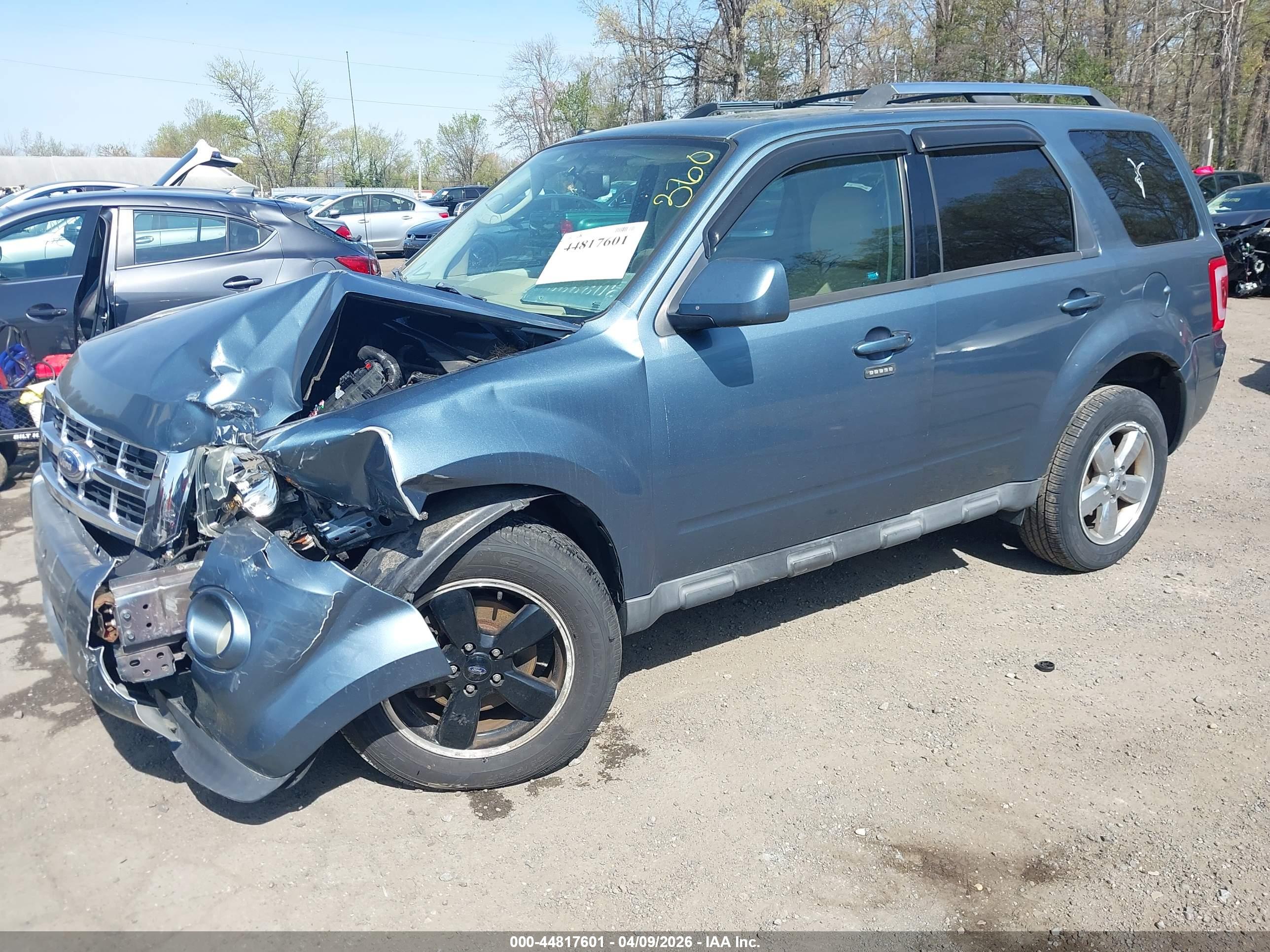 FORD ESCAPE image 2