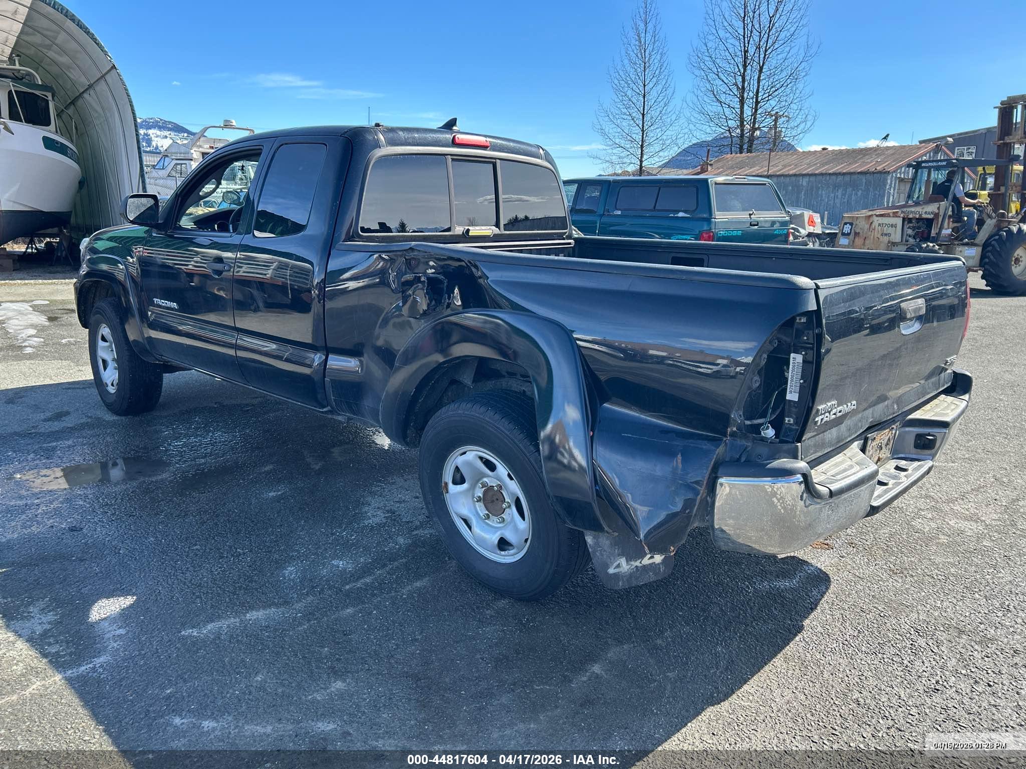 TOYOTA TACOMA image 3