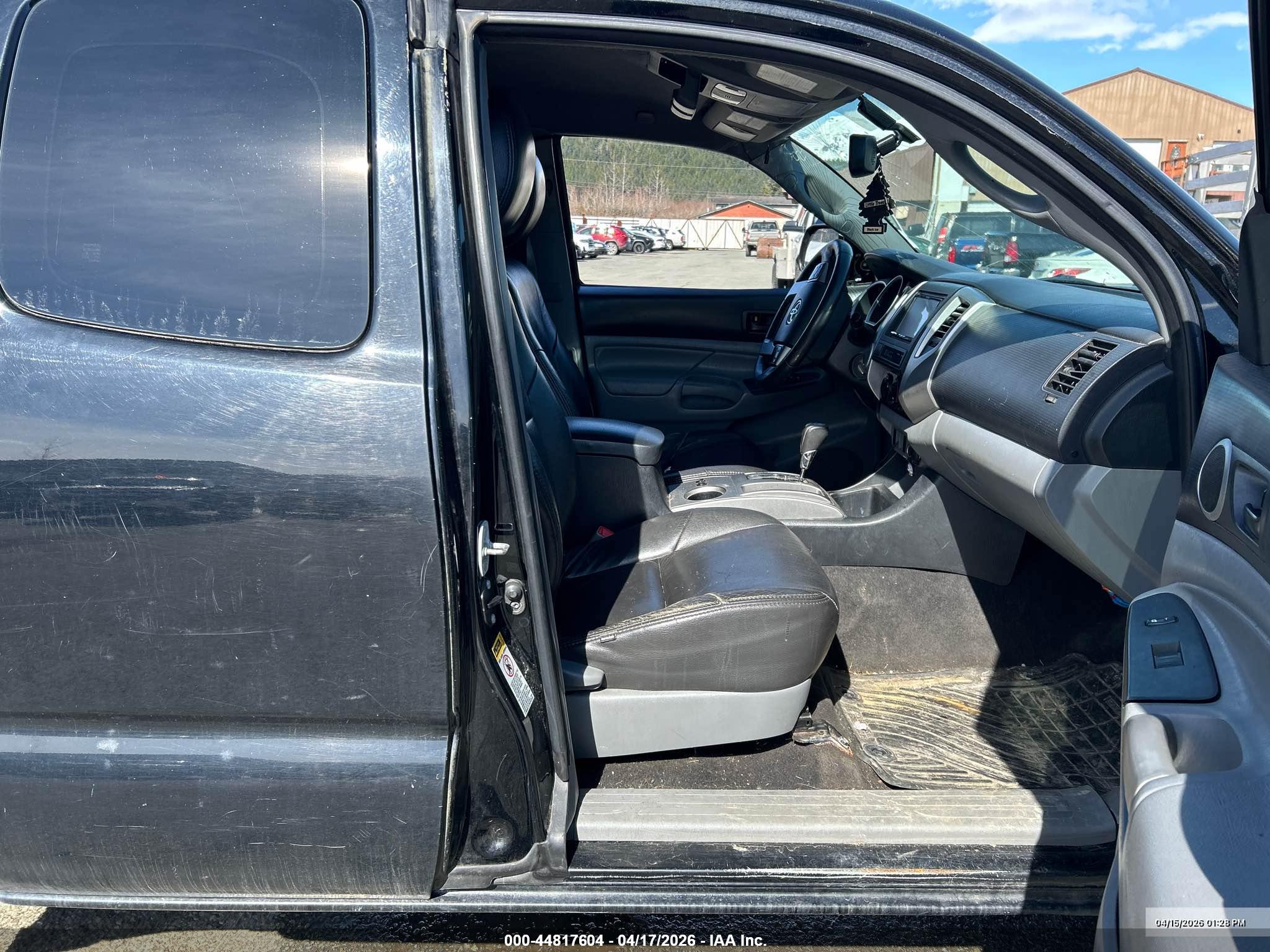 TOYOTA TACOMA image 5