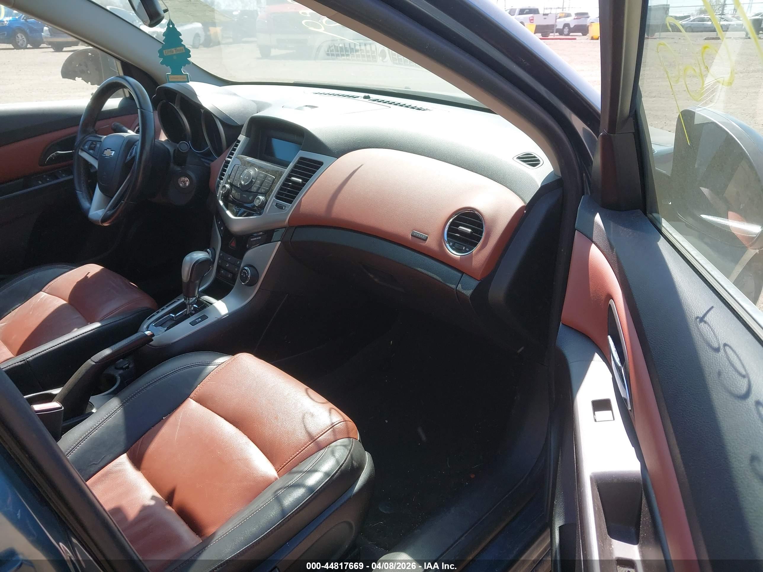 CHEVROLET CRUZE image 5