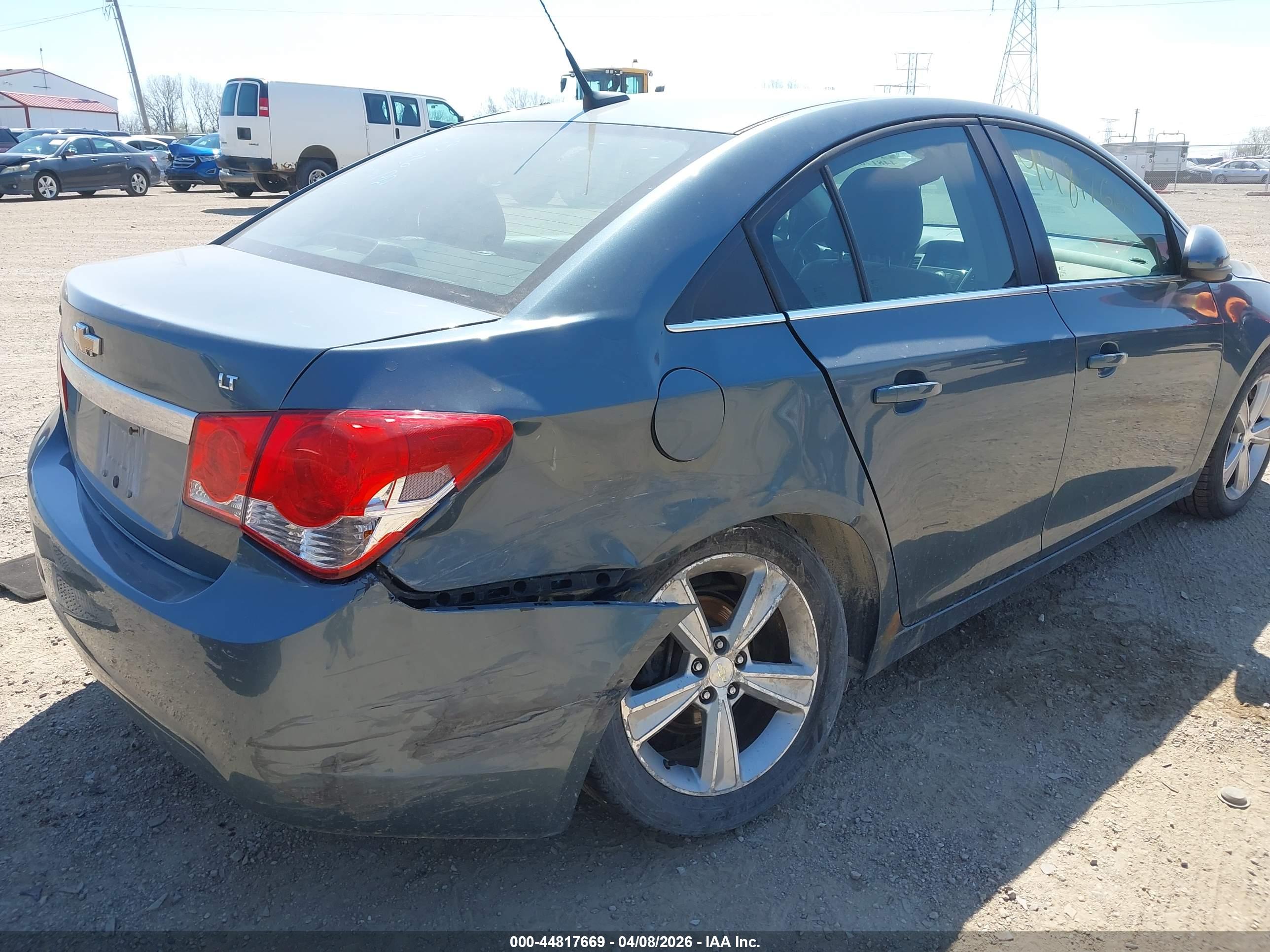 CHEVROLET CRUZE image 6