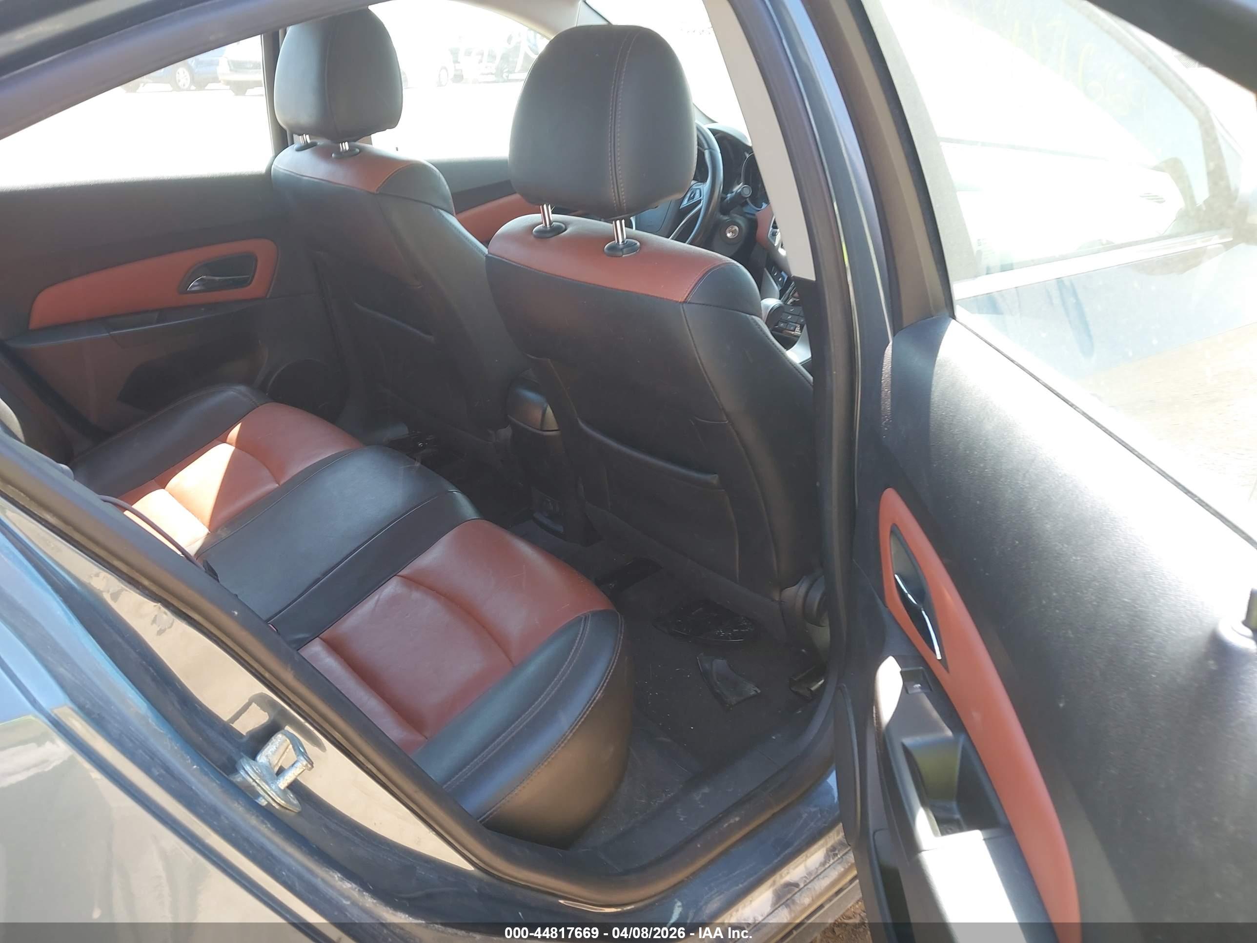 CHEVROLET CRUZE image 8