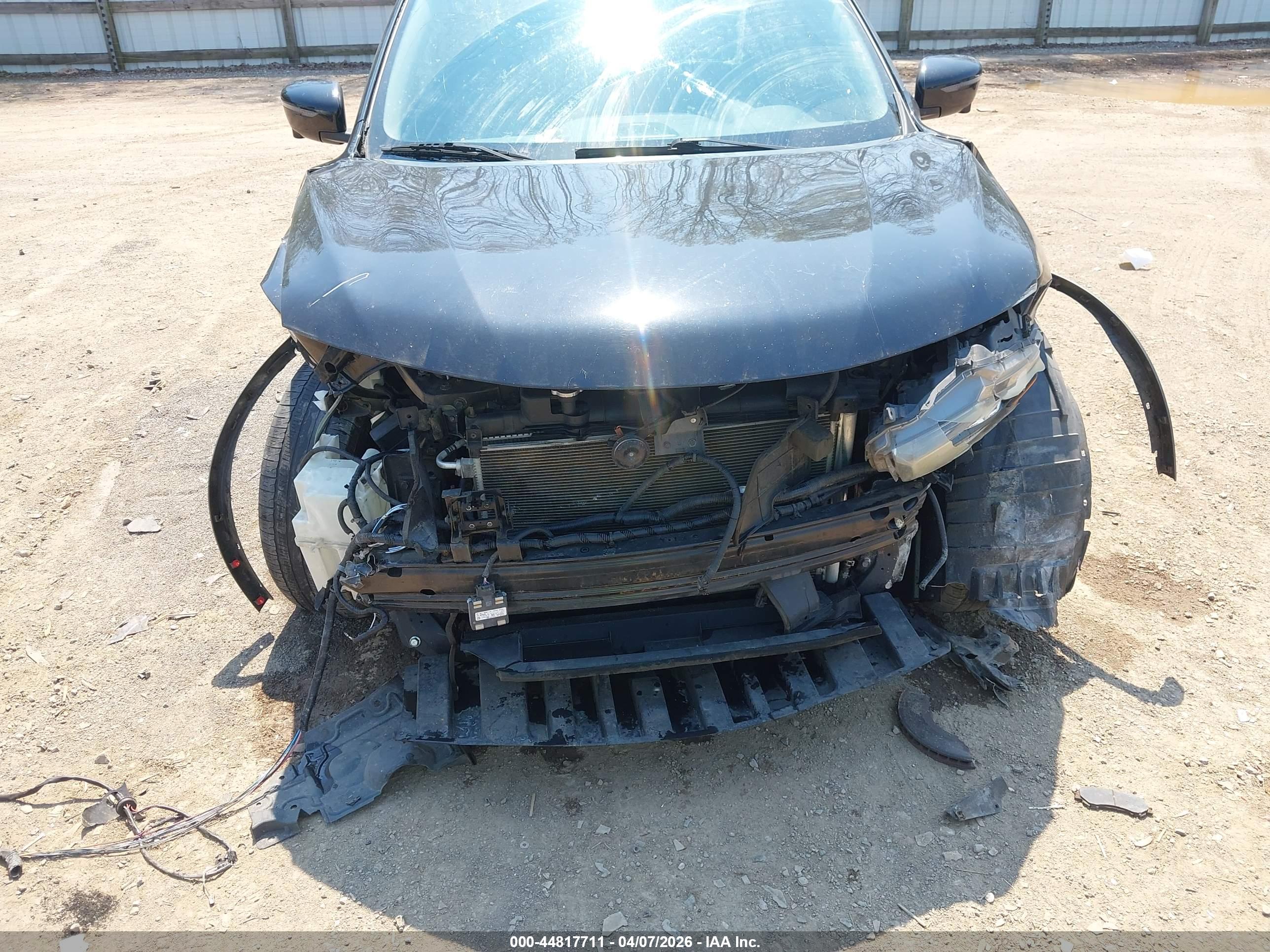 NISSAN ROGUE image 6