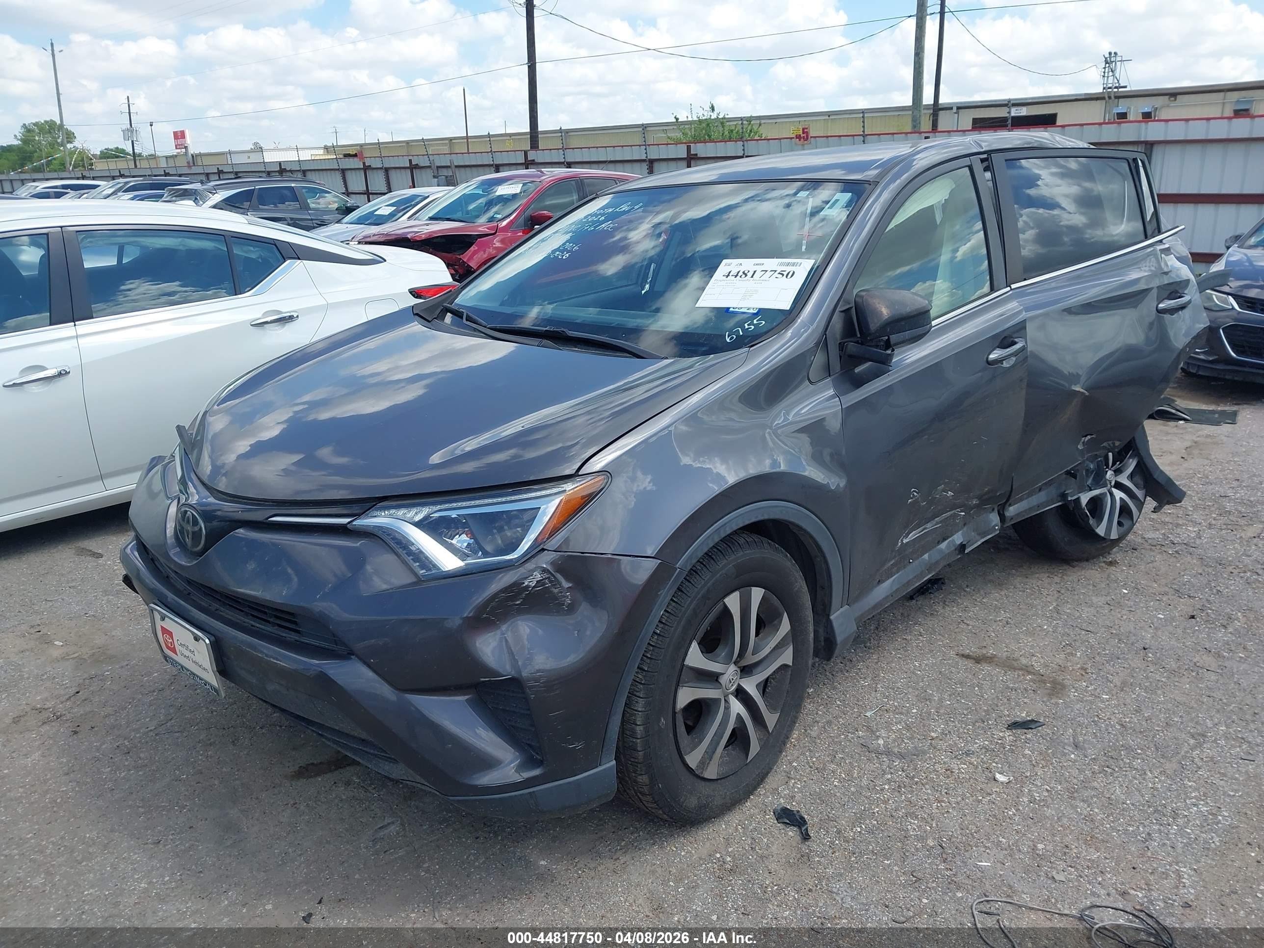 TOYOTA RAV4 image 2