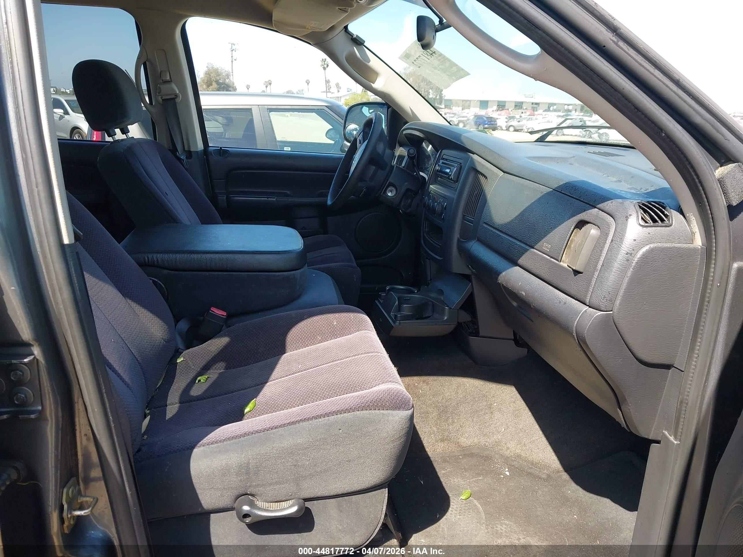 DODGE RAM image 5