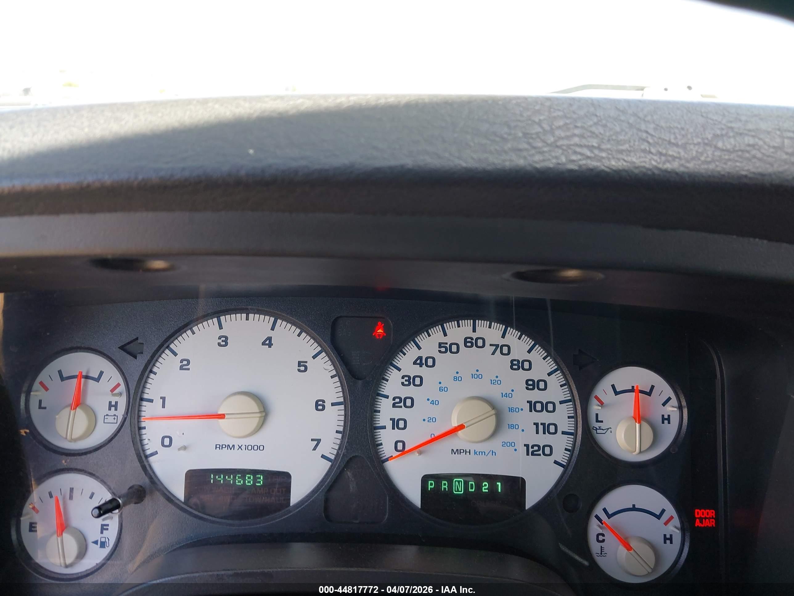 DODGE RAM image 7