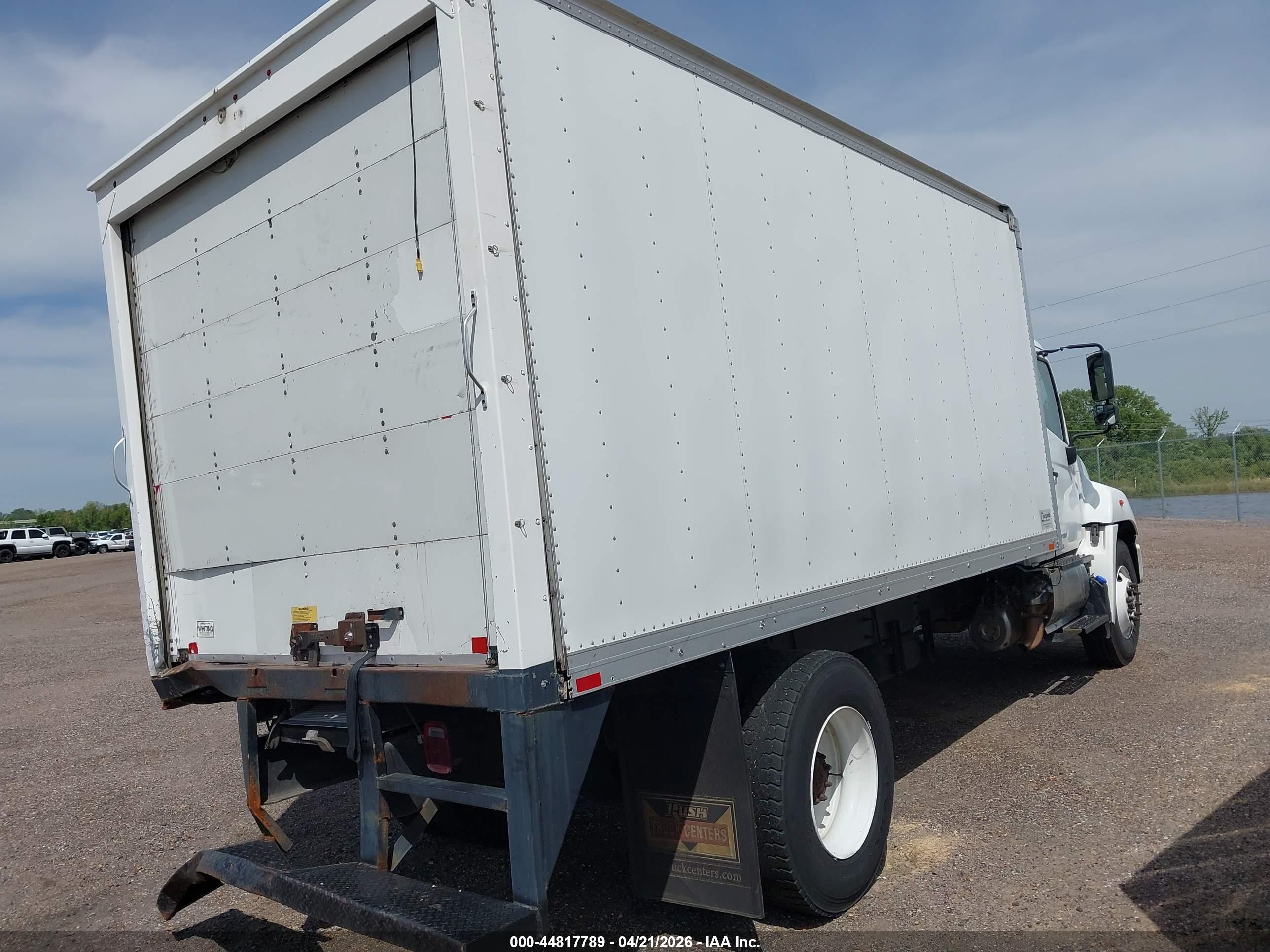 HINO 258/268 image 4