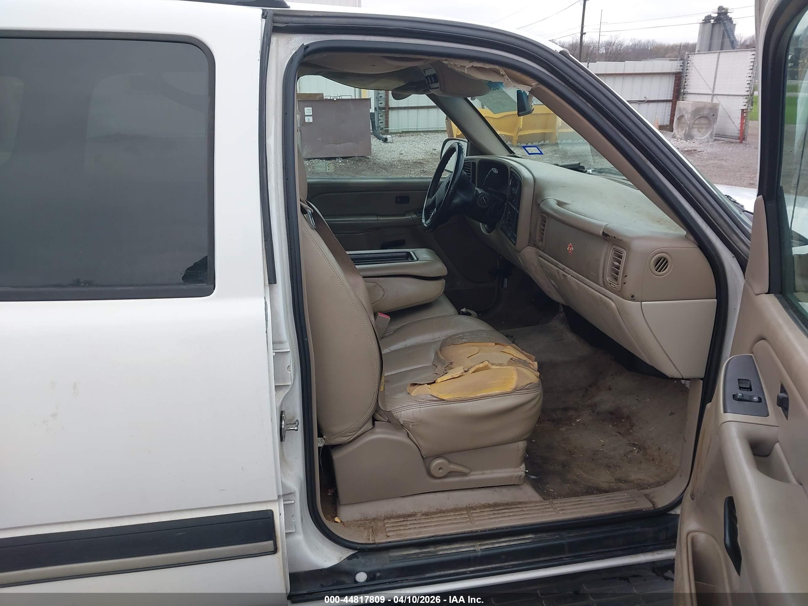 CHEVROLET TAHOE image 5