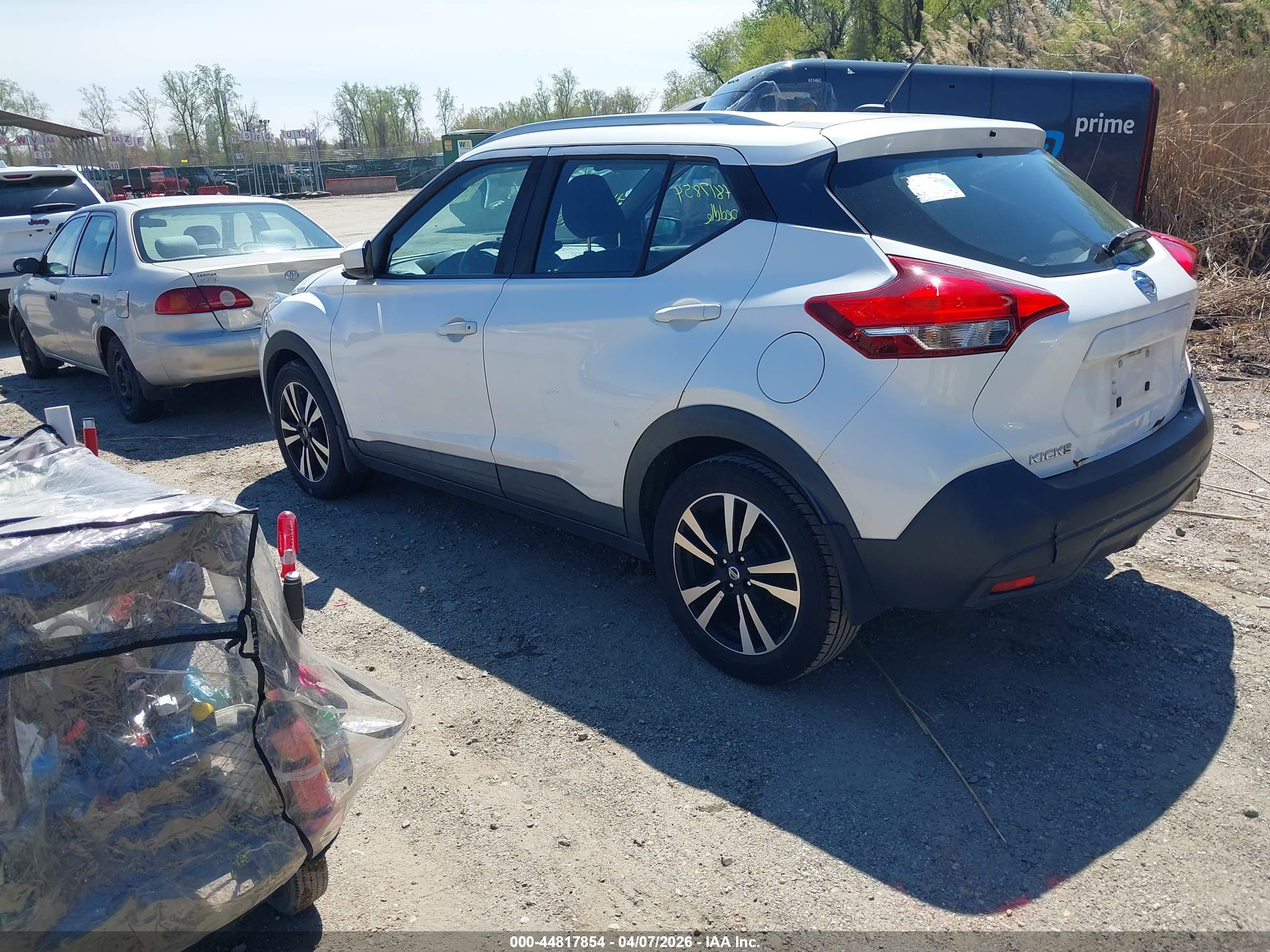 NISSAN KICKS image 3