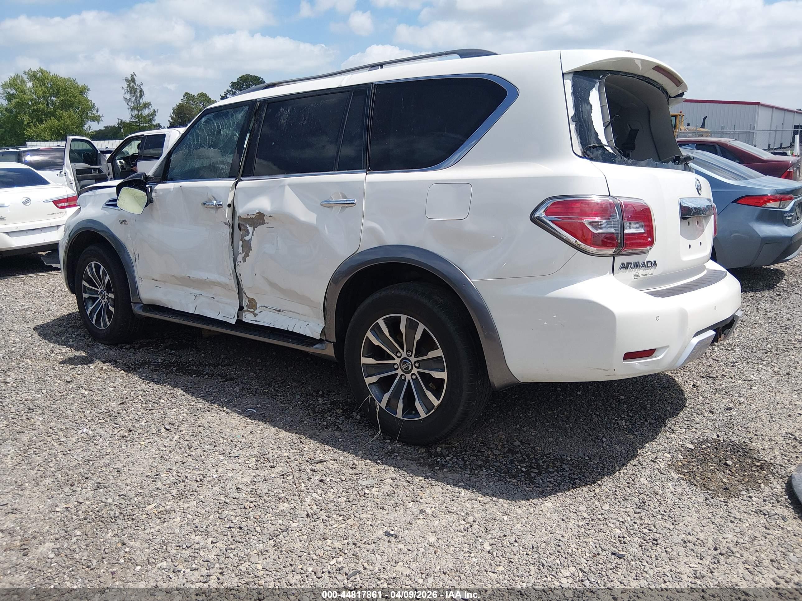 NISSAN ARMADA image 3