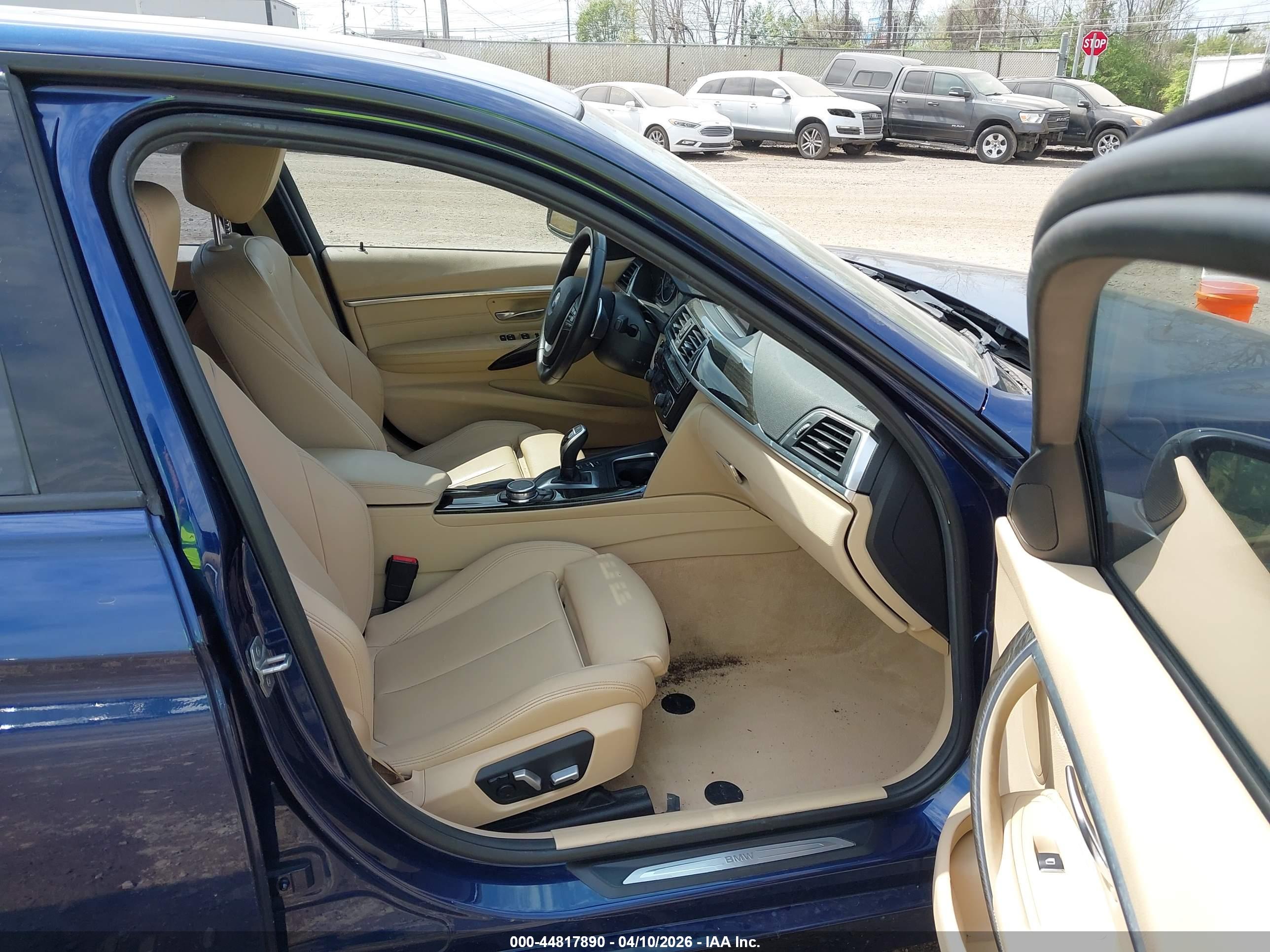 BMW 328I image 5