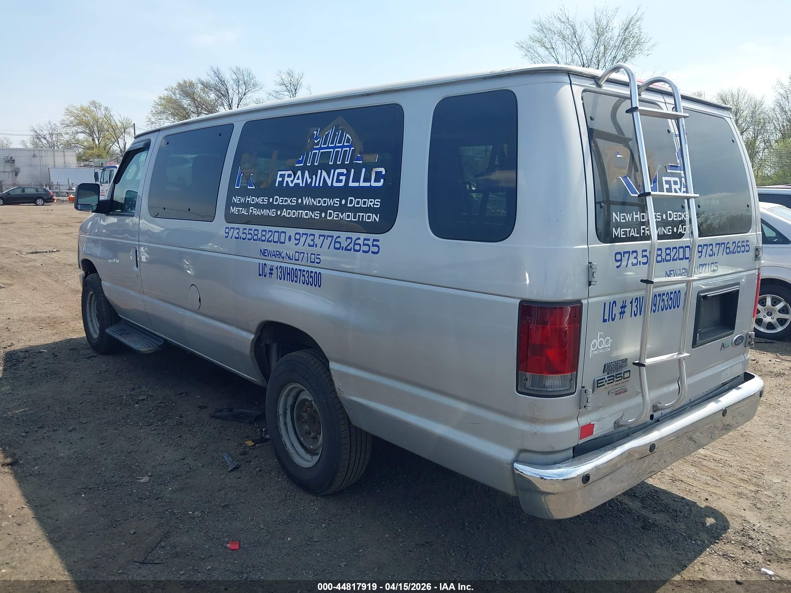 FORD E-350 image 3