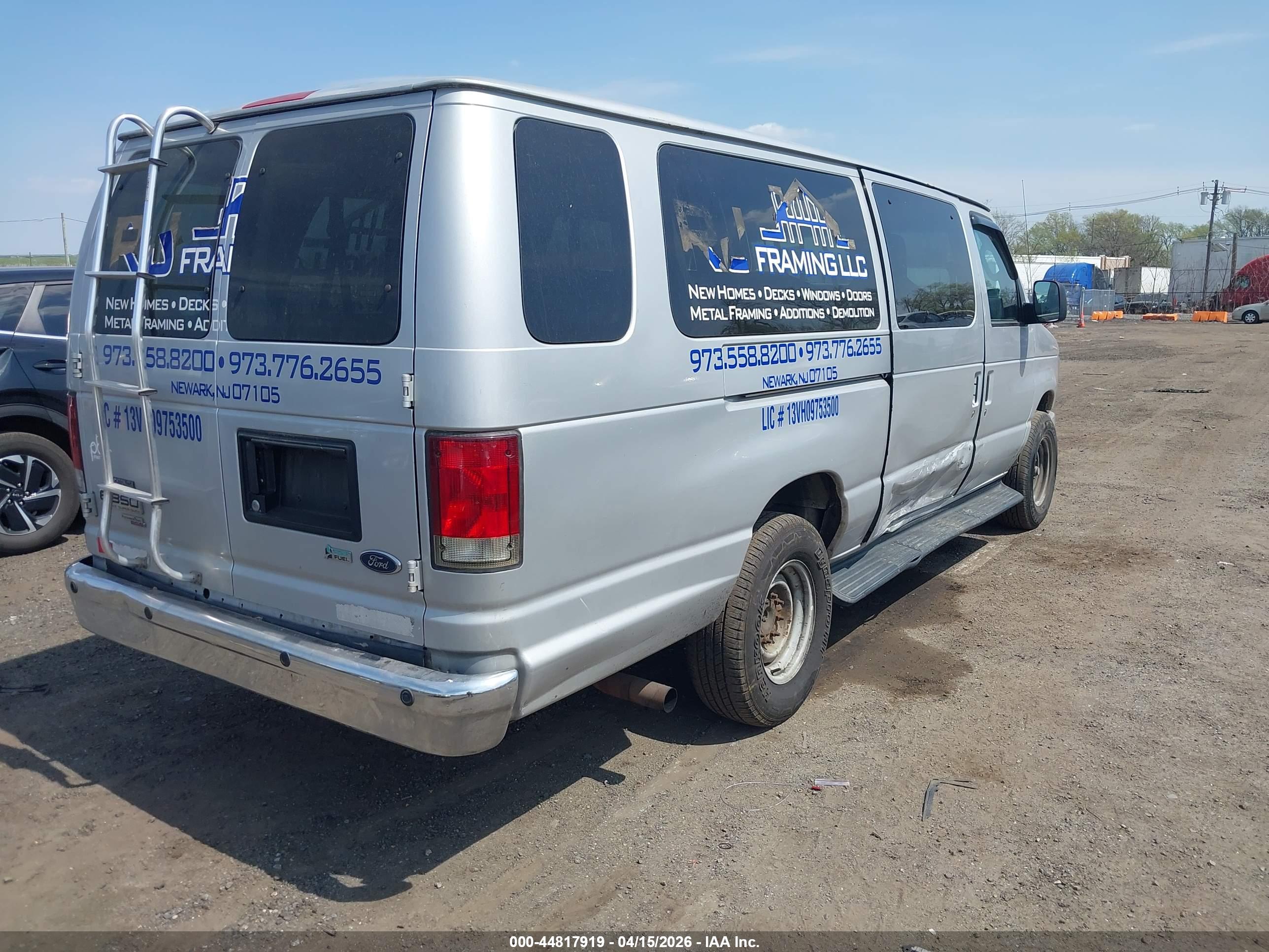 FORD E-350 image 4