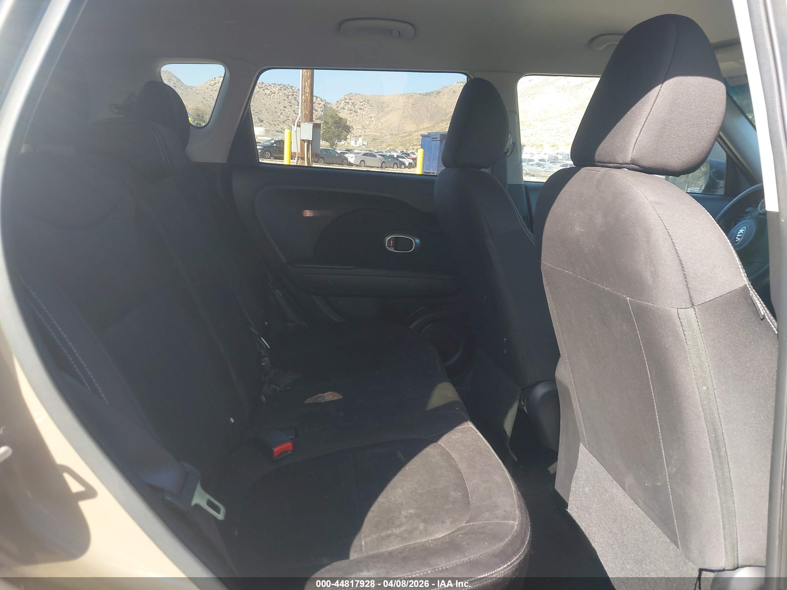 KIA SOUL image 8