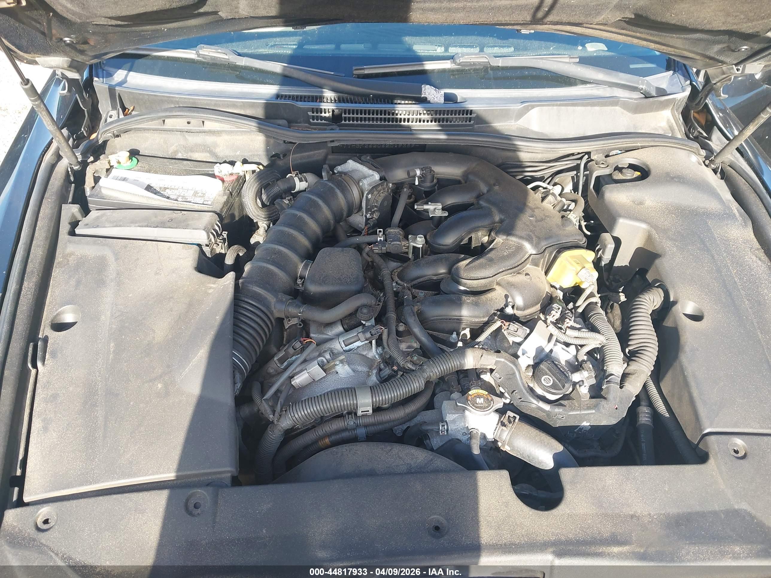 LEXUS IS image 10