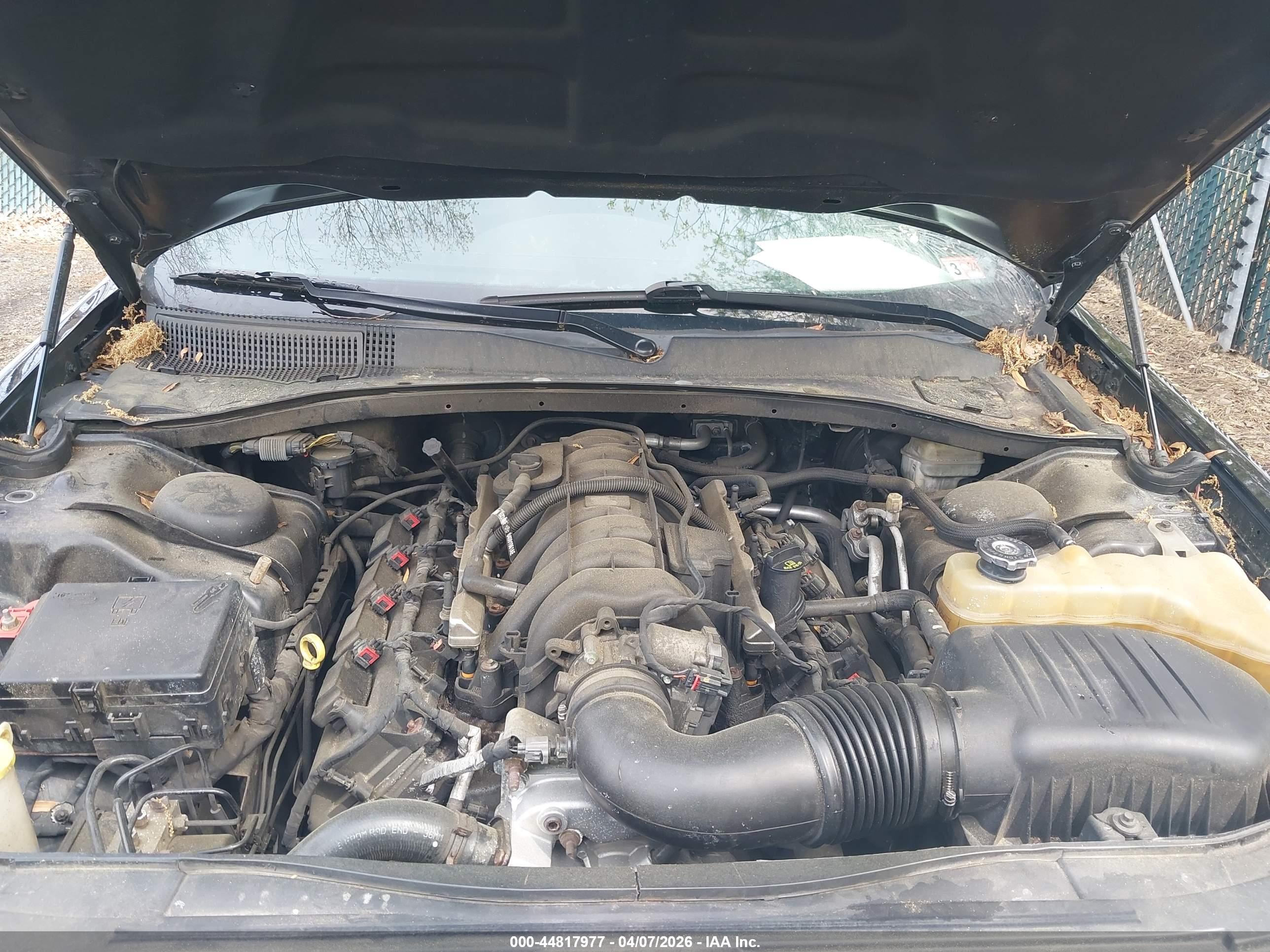 CHRYSLER 300C image 10