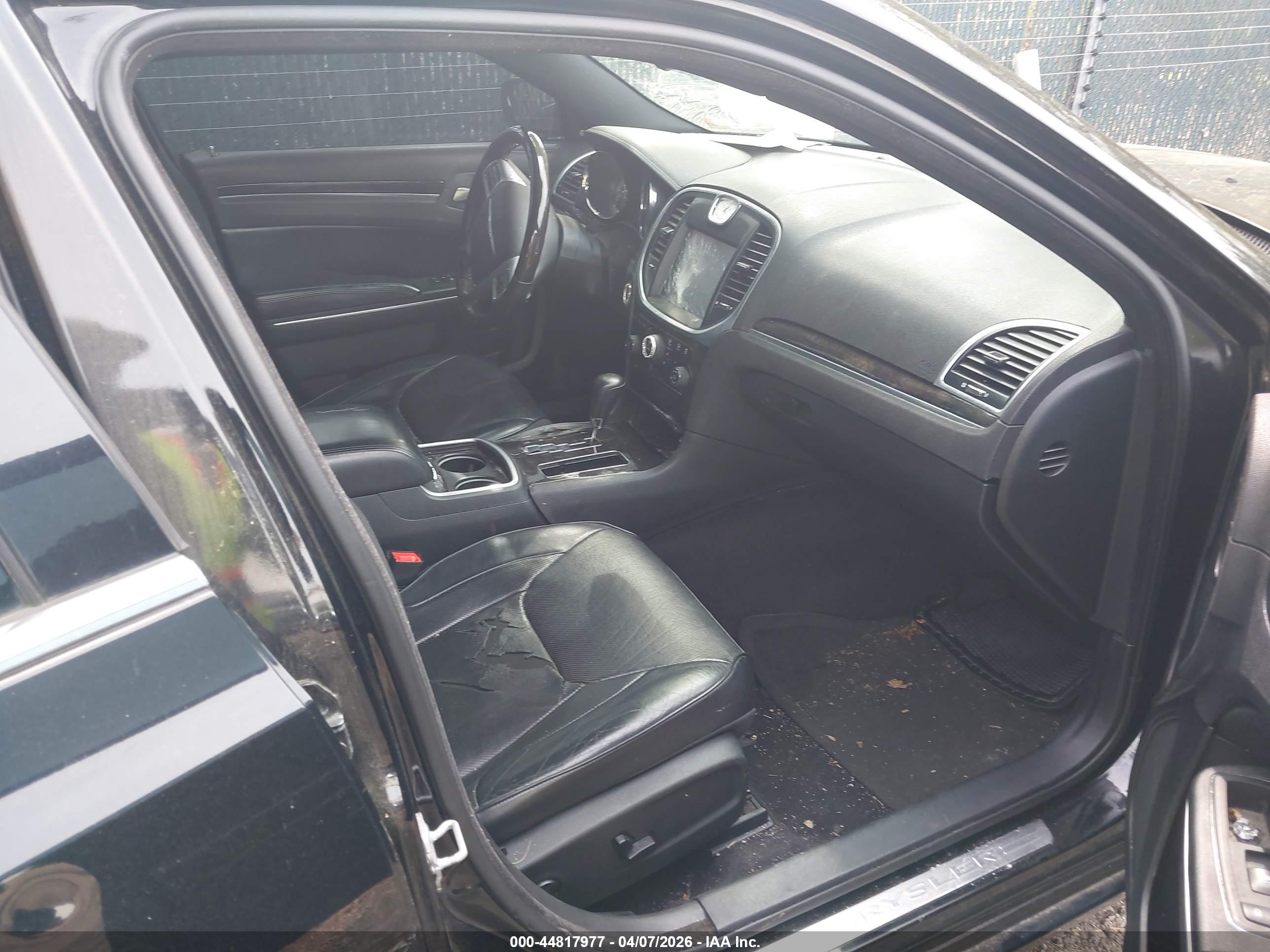 CHRYSLER 300C image 5