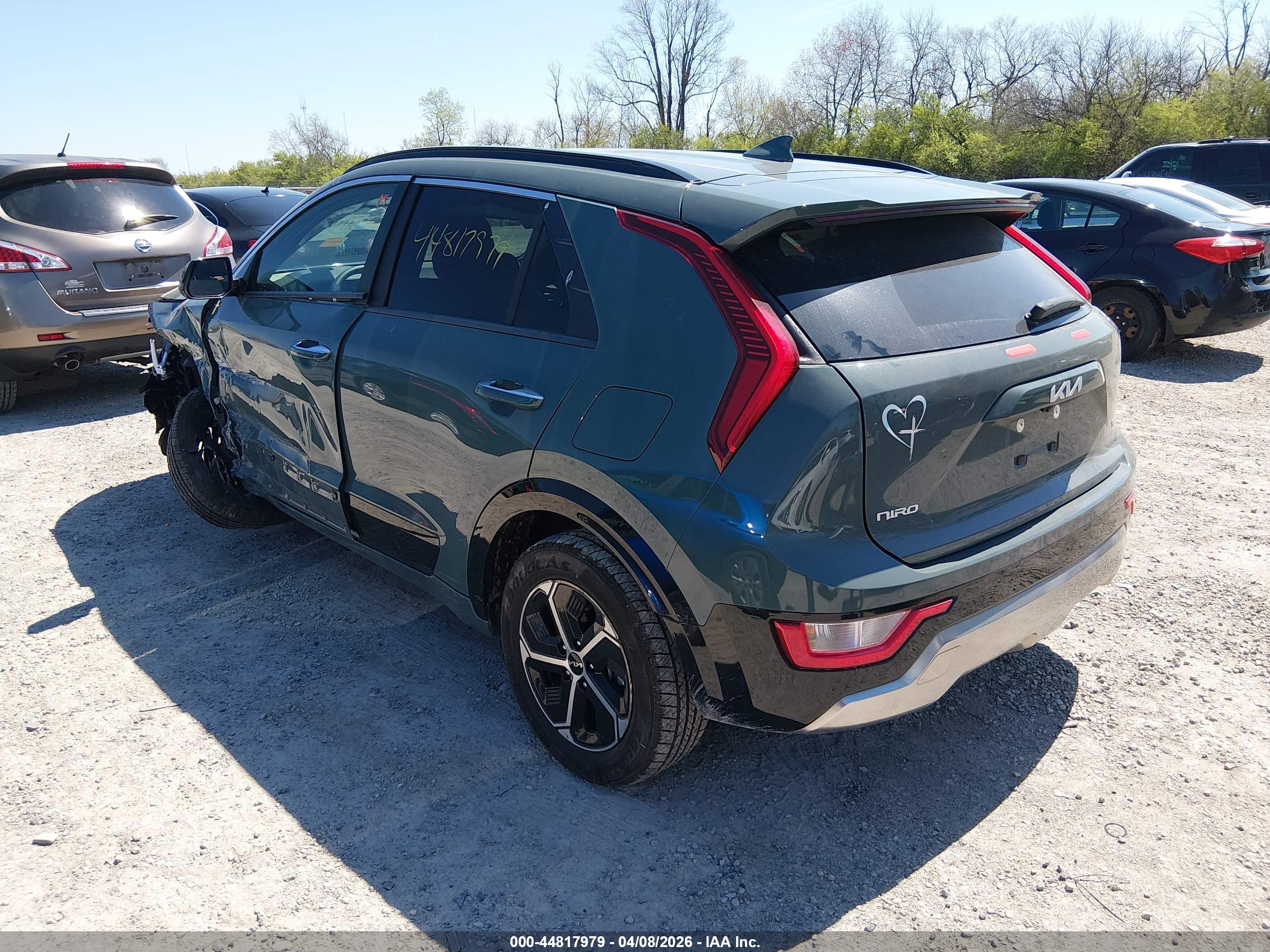 KIA NIRO image 3