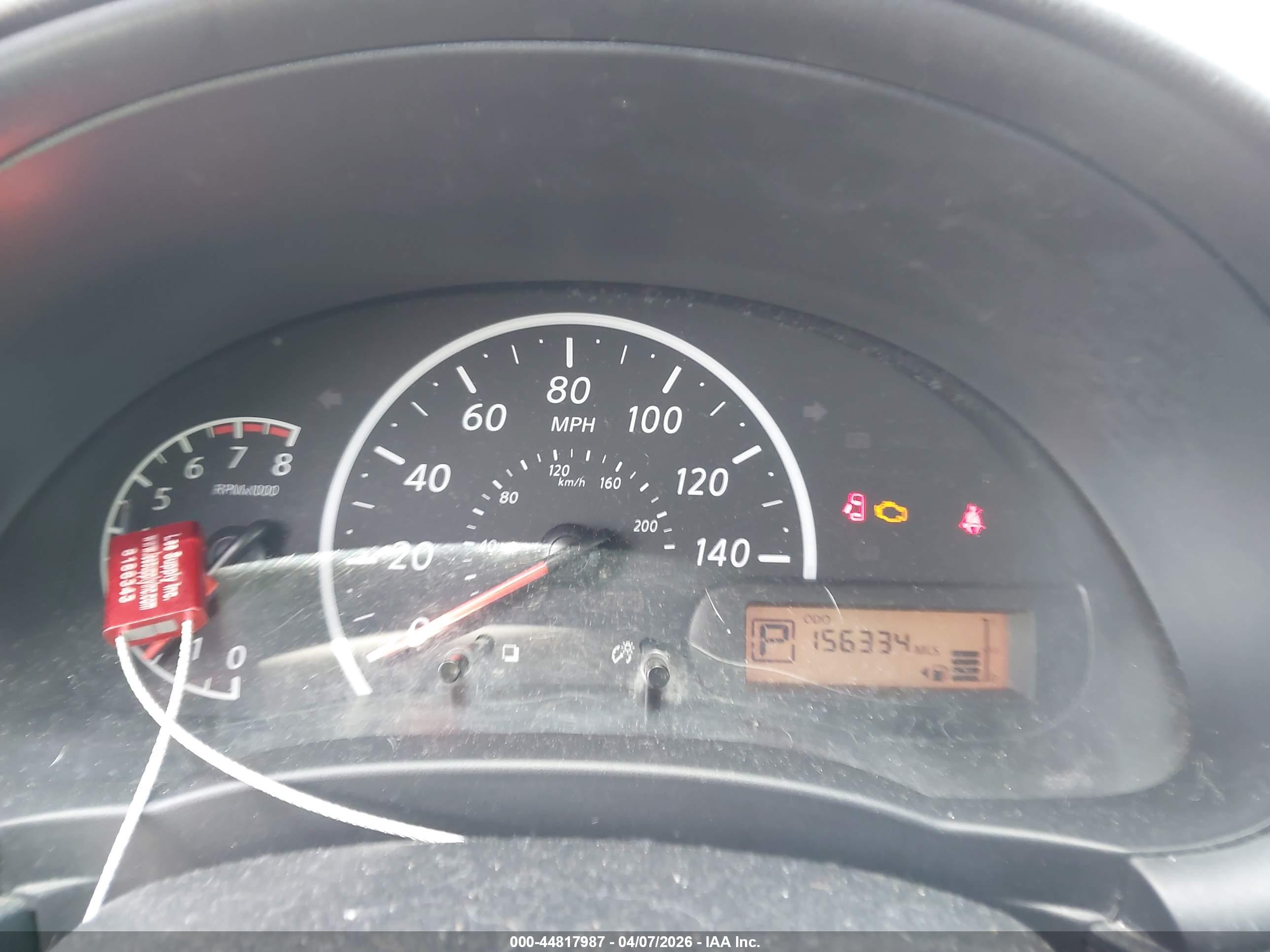 NISSAN VERSA image 7
