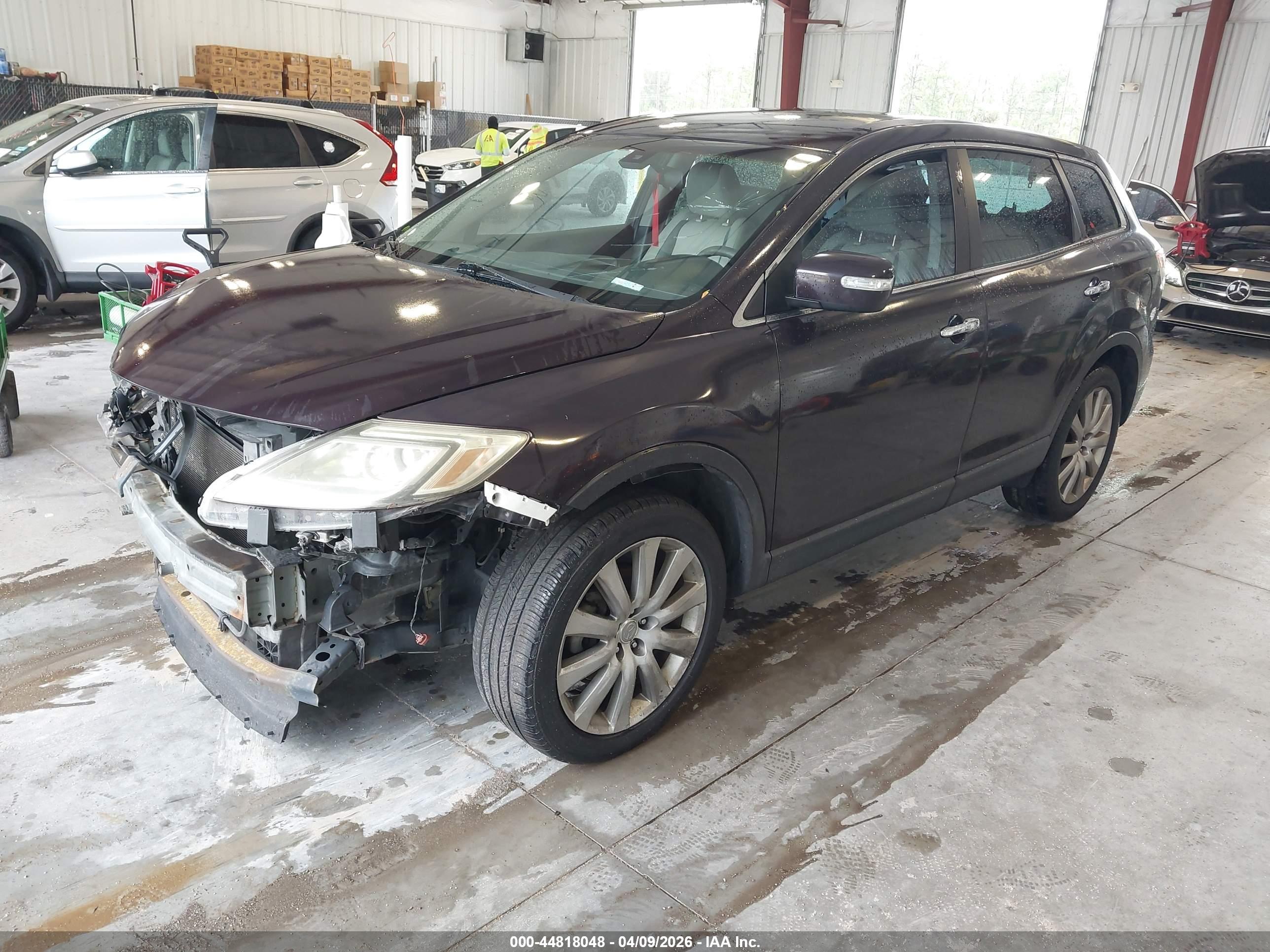 MAZDA CX-9 image 2