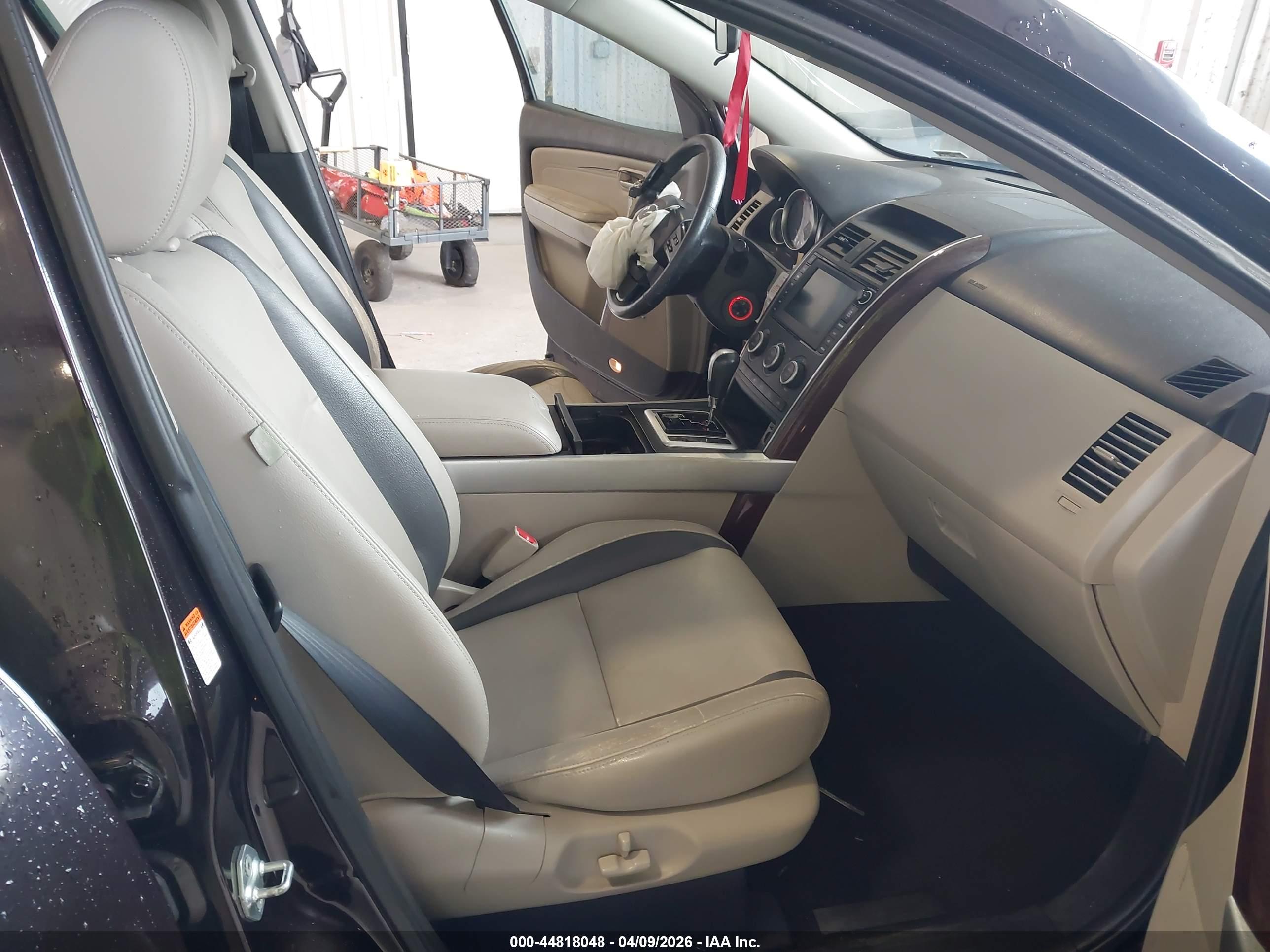 MAZDA CX-9 image 5
