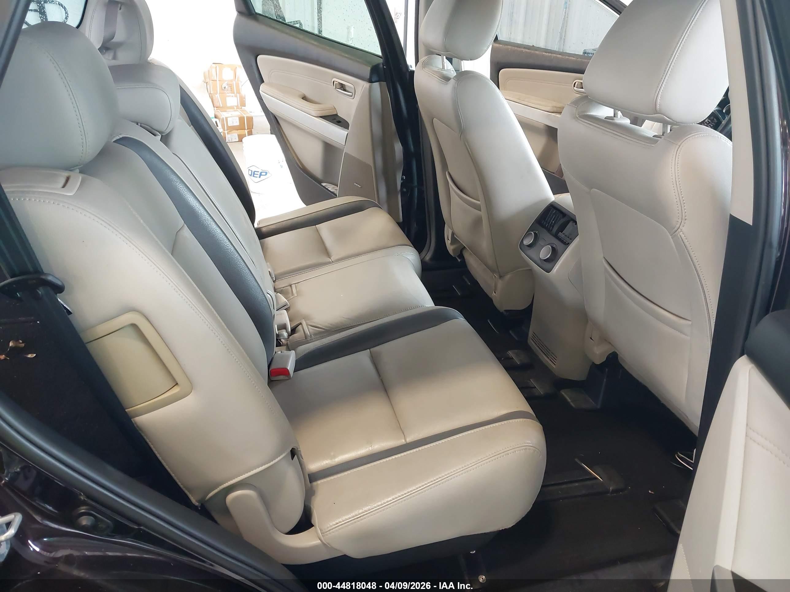 MAZDA CX-9 image 8