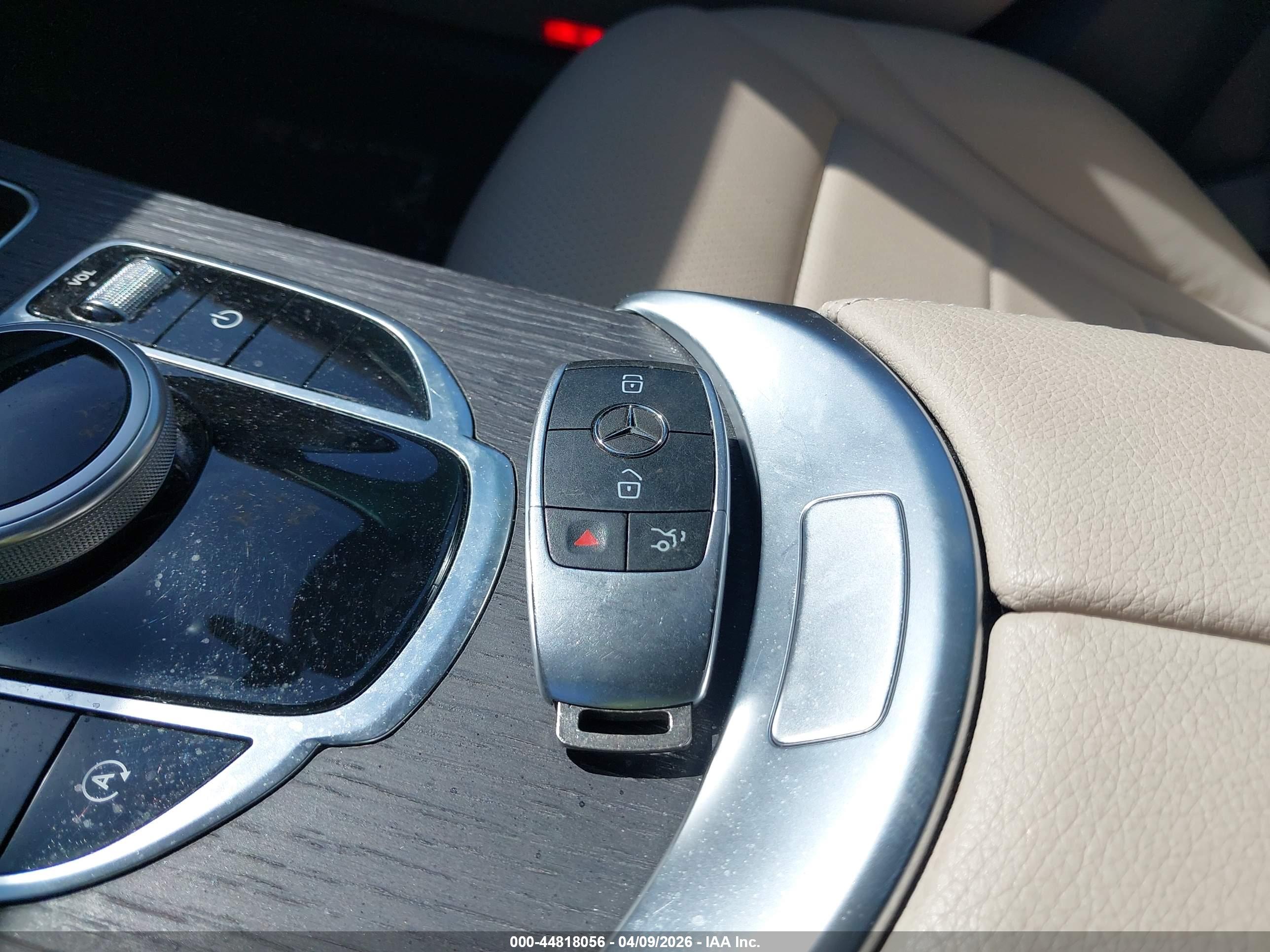MERCEDES-BENZ C image 11