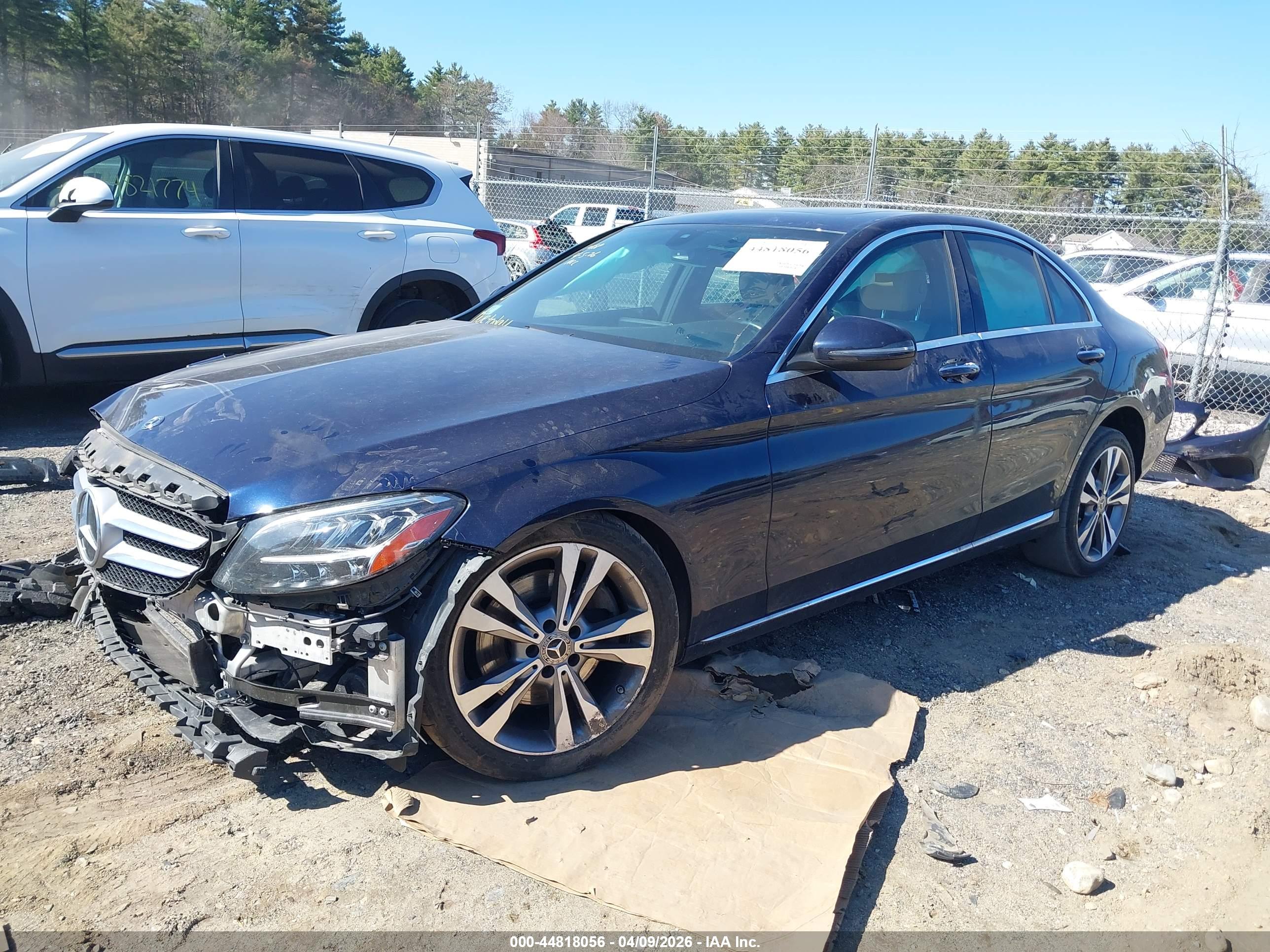 MERCEDES-BENZ C image 2