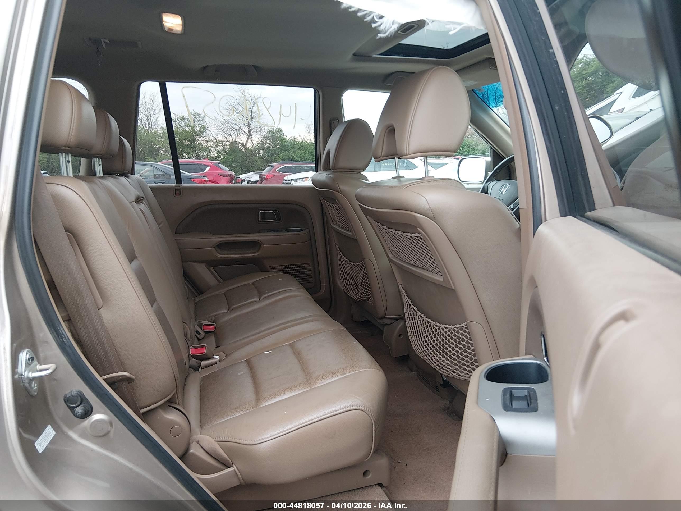 HONDA PILOT image 8