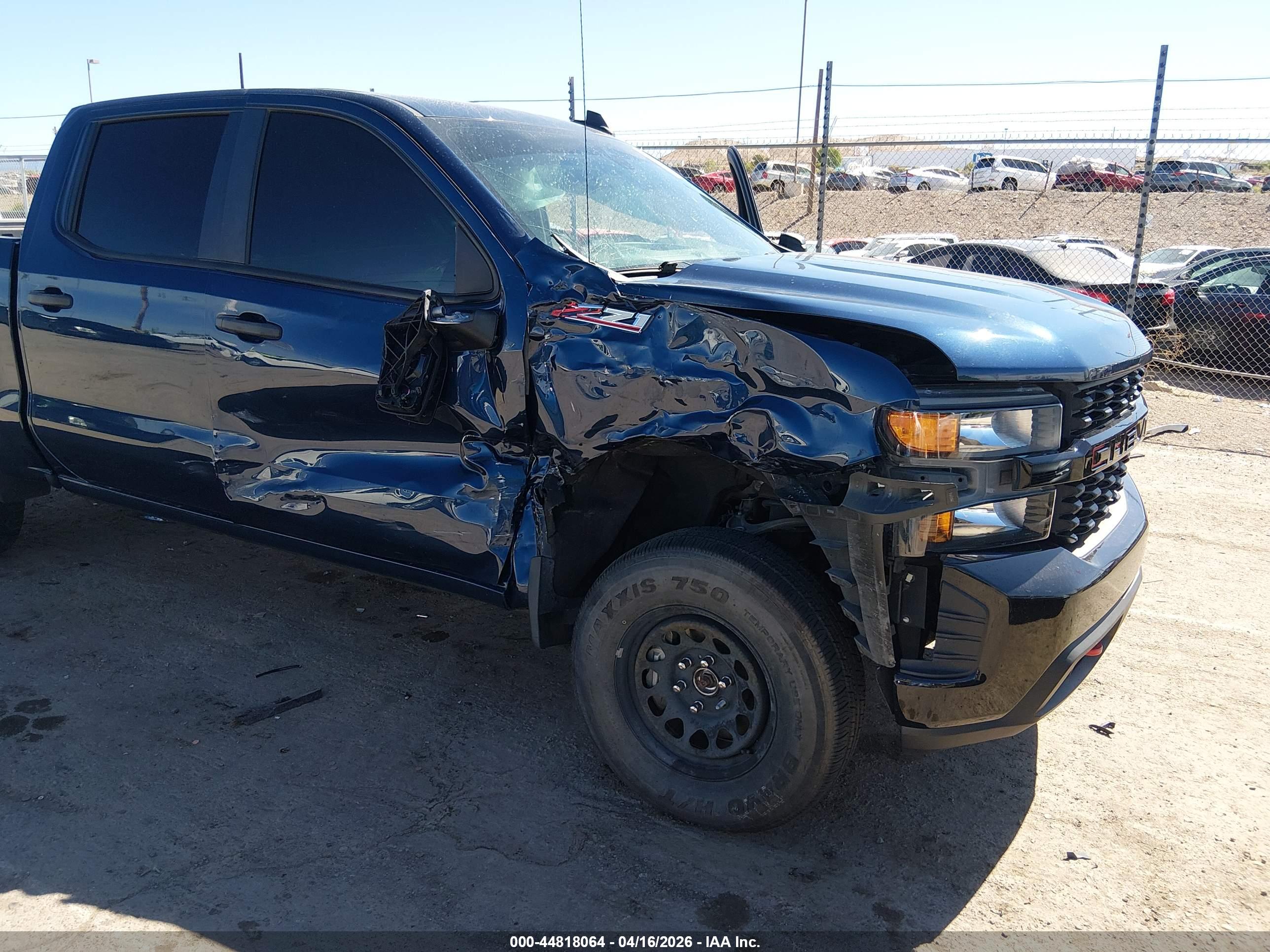CHEVROLET SILVERADO image 6
