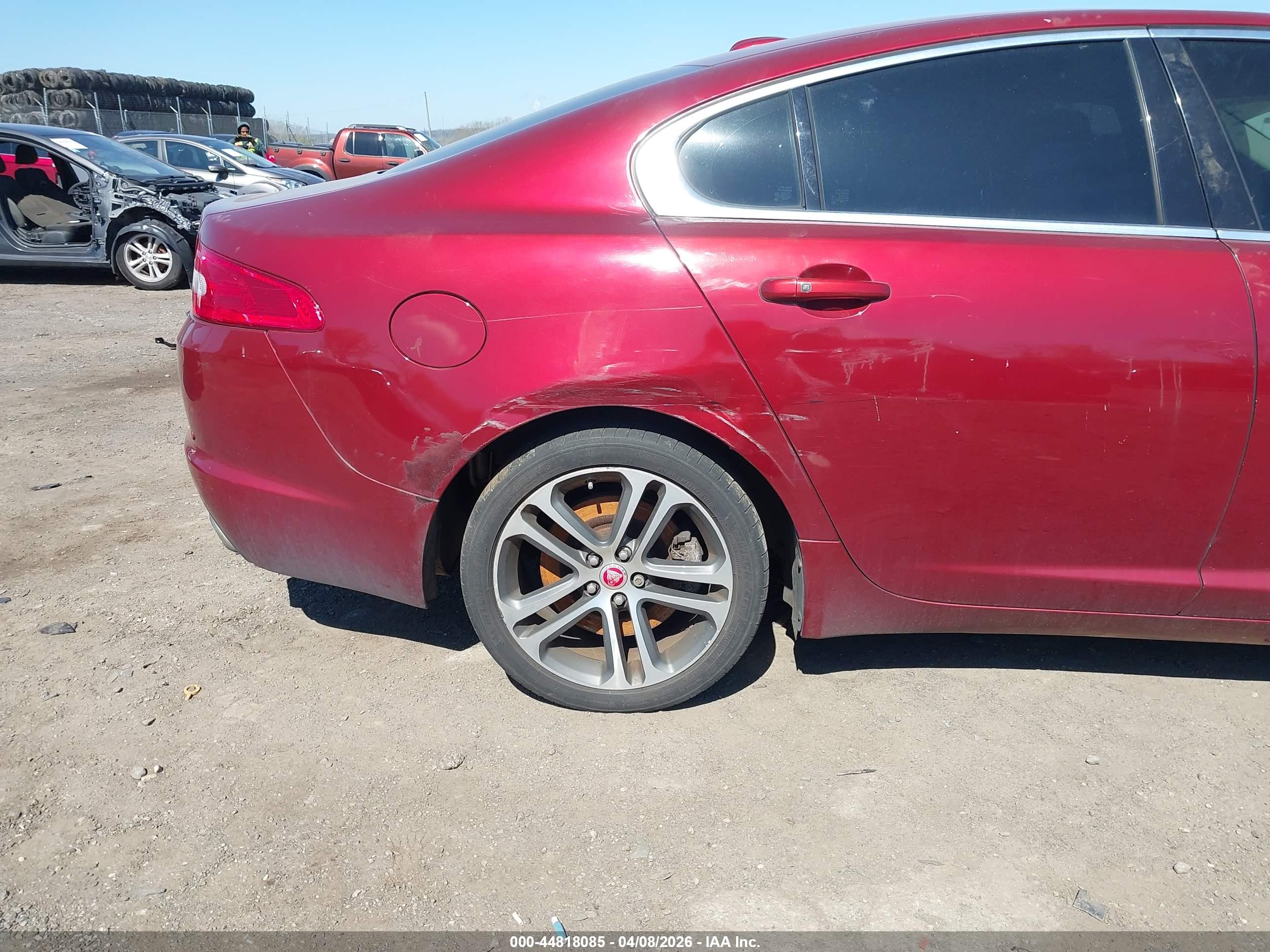 JAGUAR XF image 6