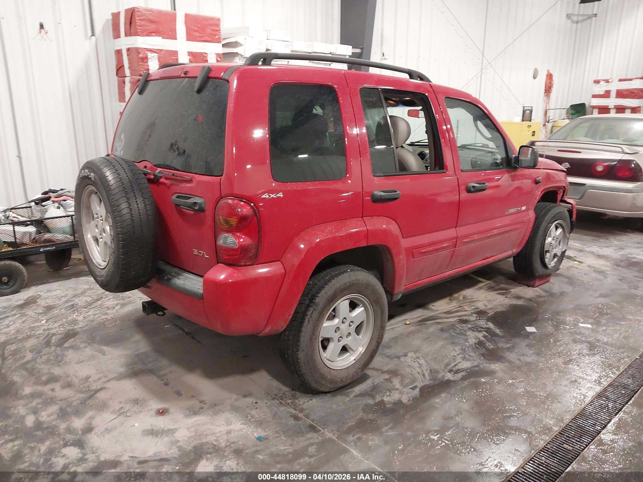 JEEP LIBERTY image 4