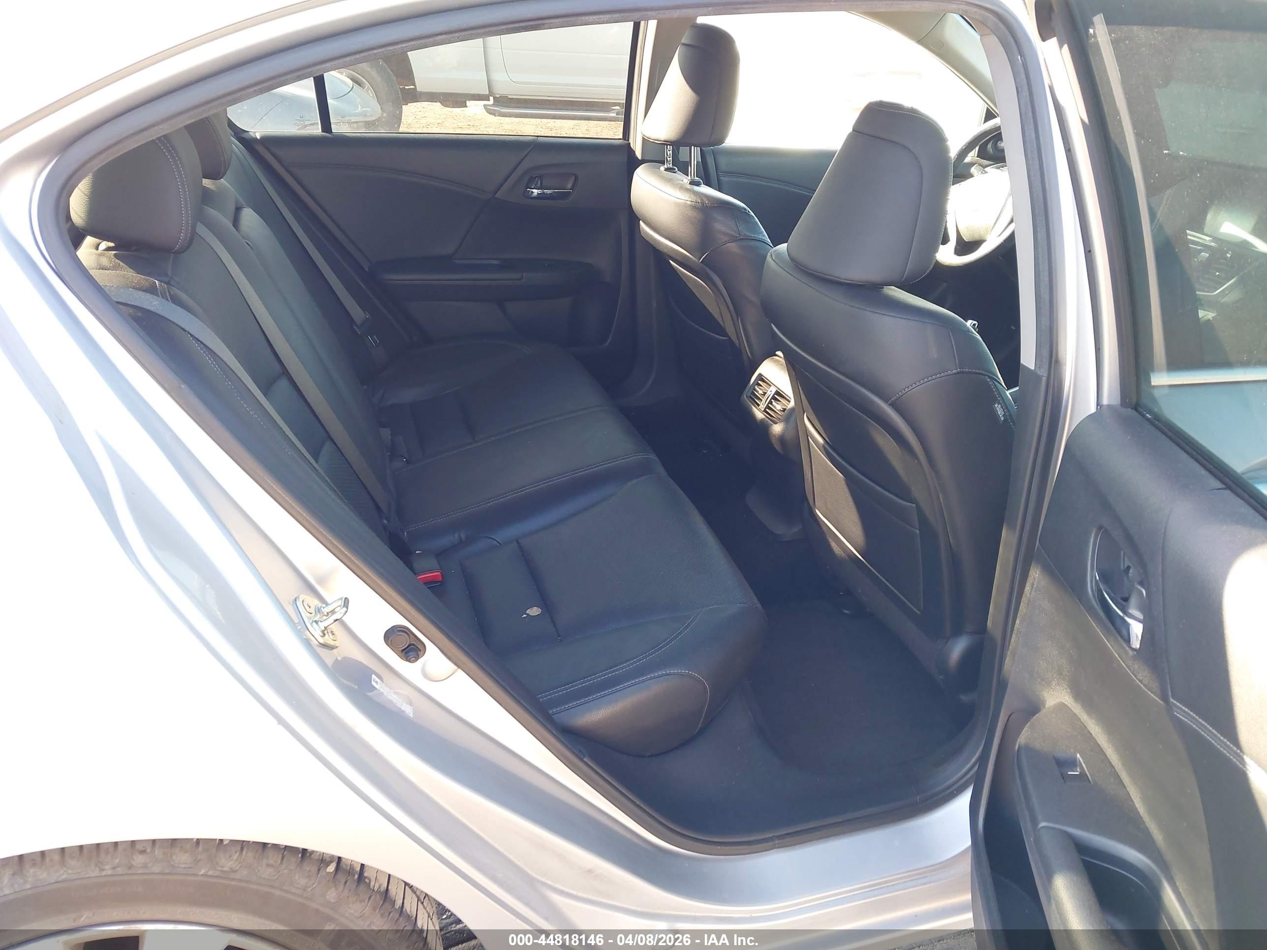 HONDA ACCORD image 8
