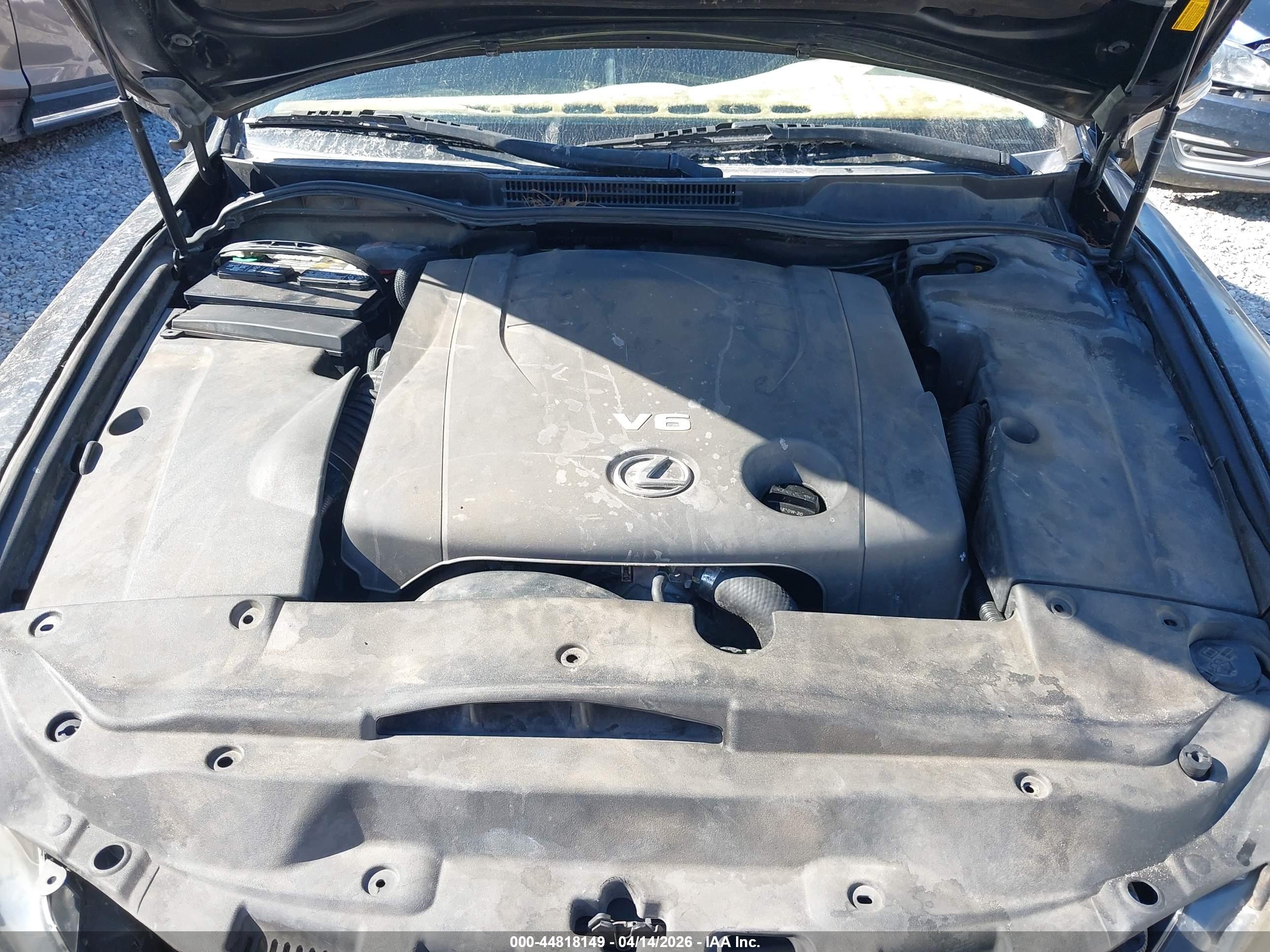 LEXUS IS image 10