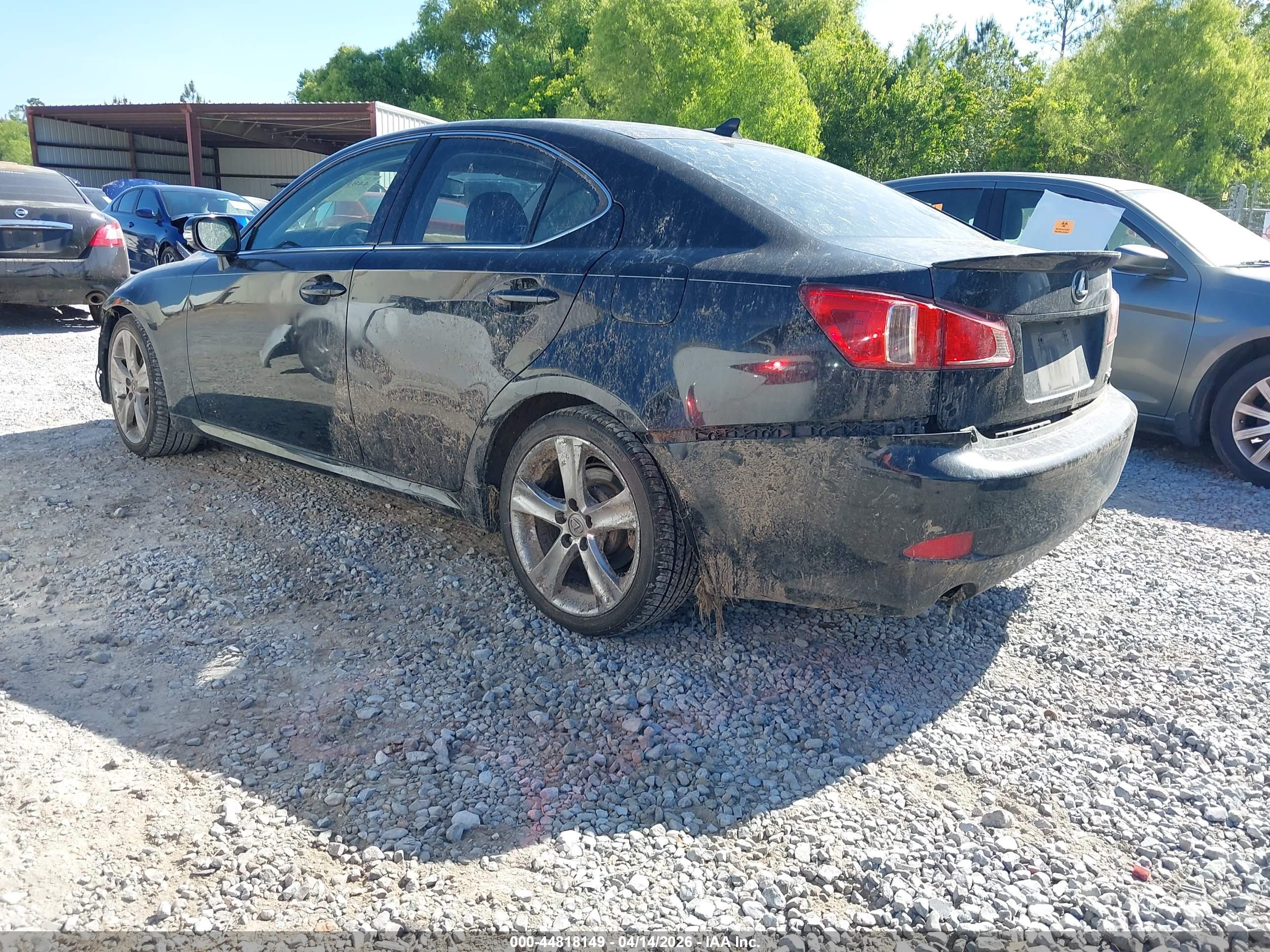 LEXUS IS image 3