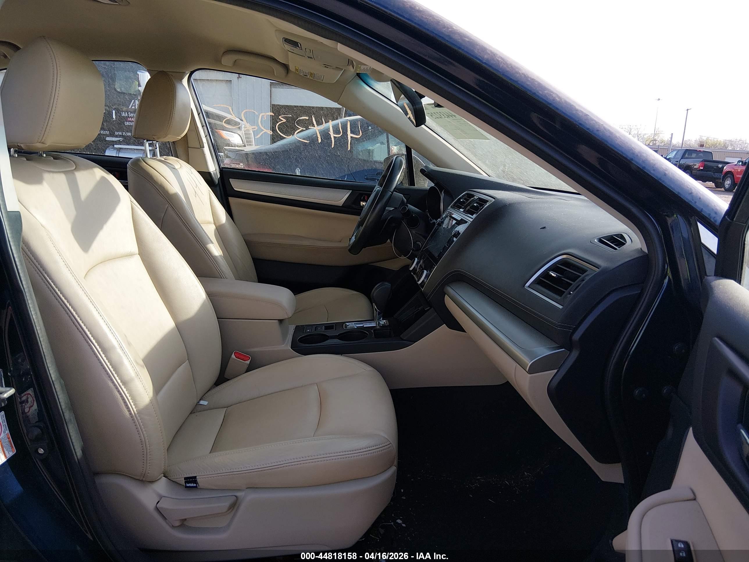 SUBARU LEGACY image 5