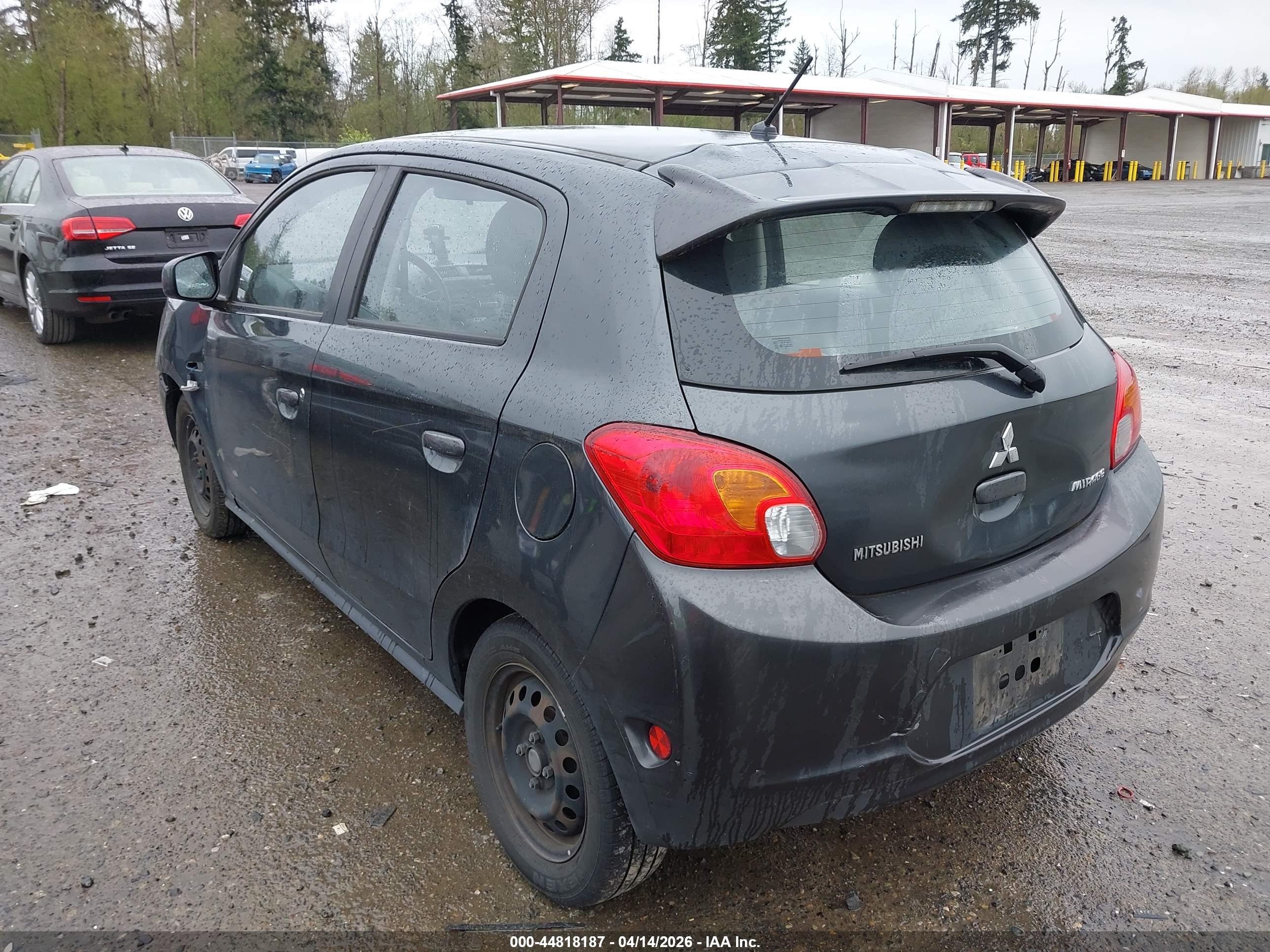 MITSUBISHI MIRAGE image 3