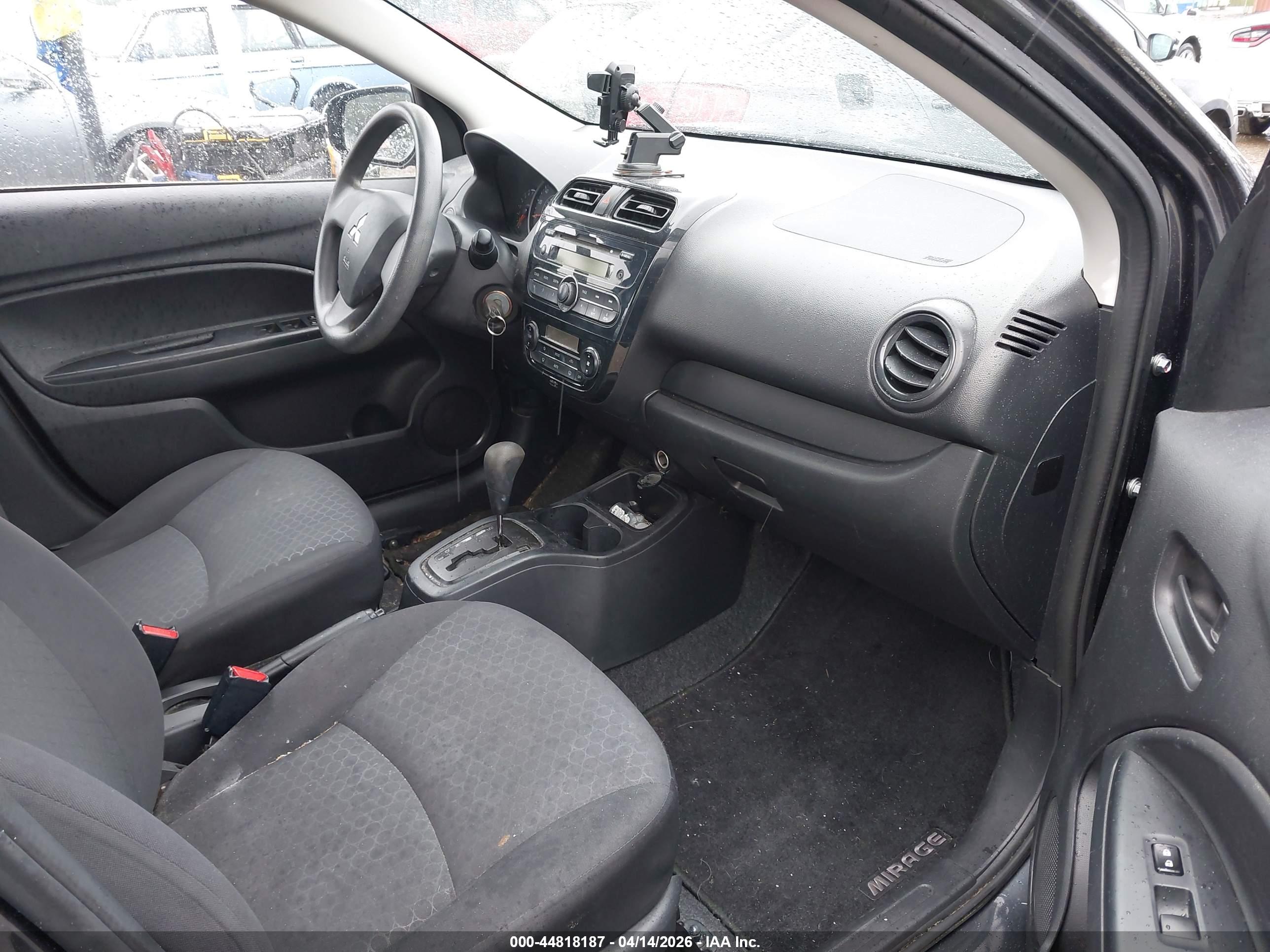 MITSUBISHI MIRAGE image 5