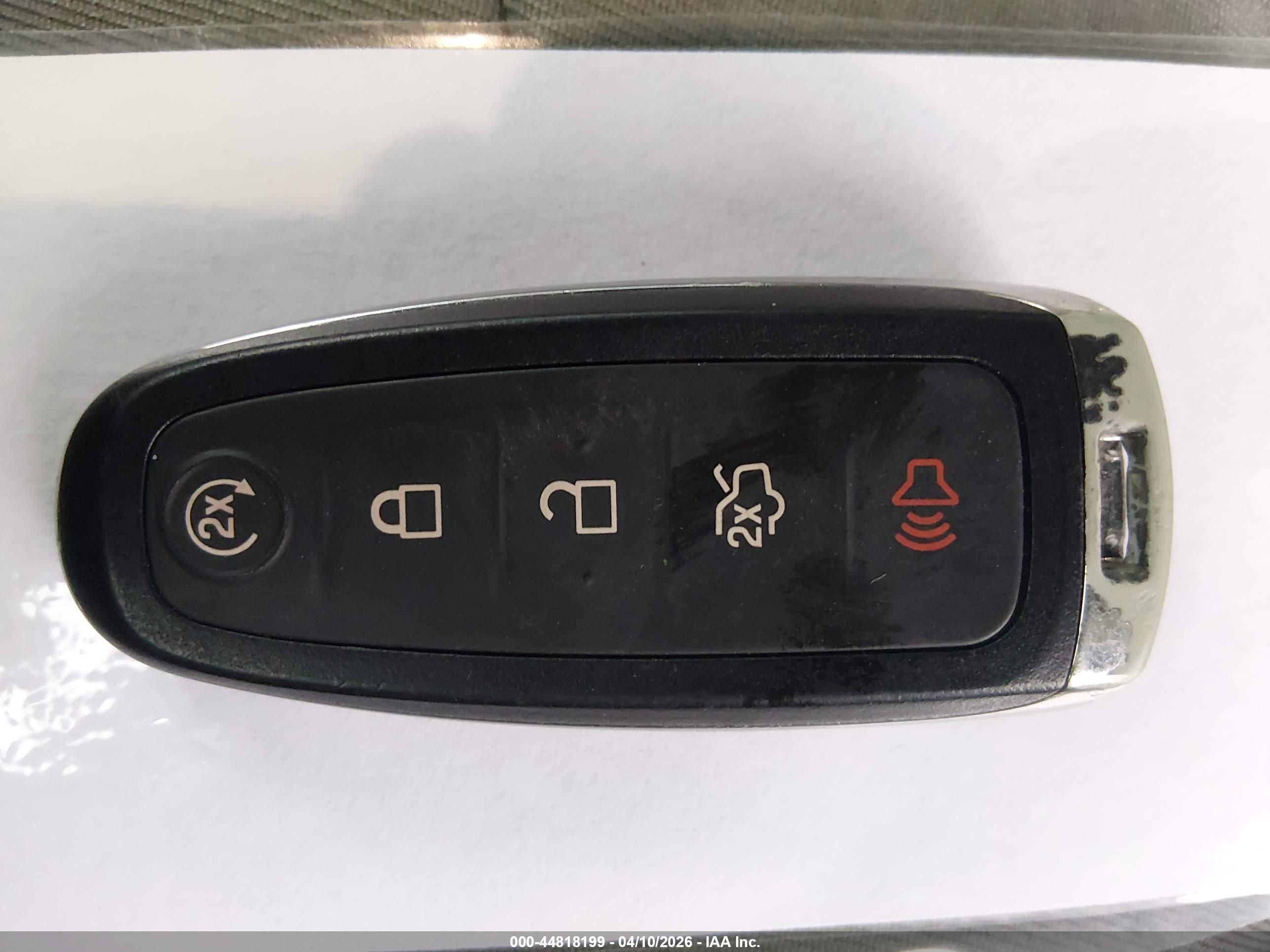 FORD ESCAPE image 11